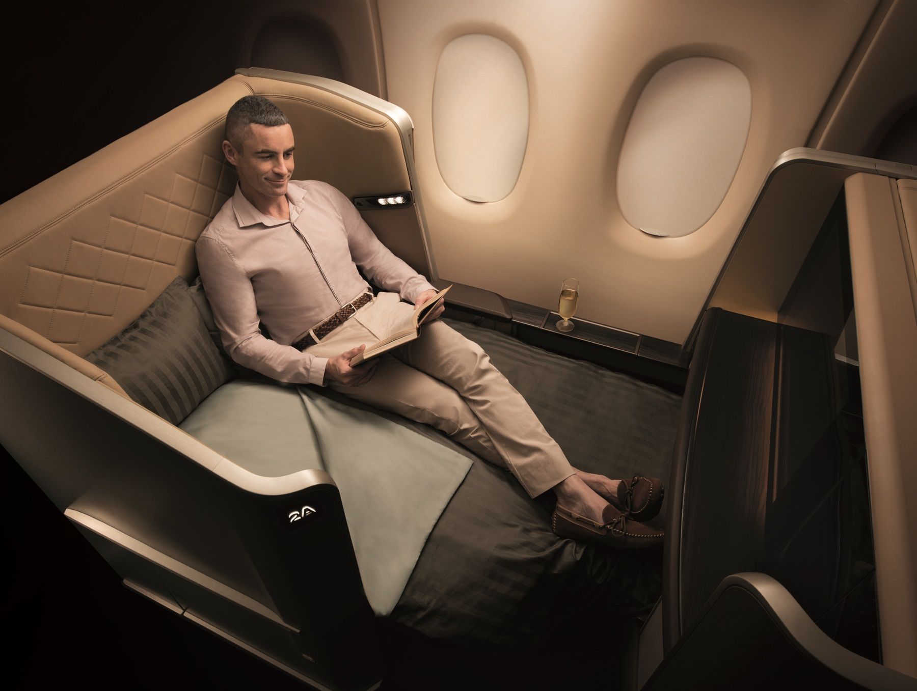 Singapore Airlines Boeing 777-300 First Class Seat