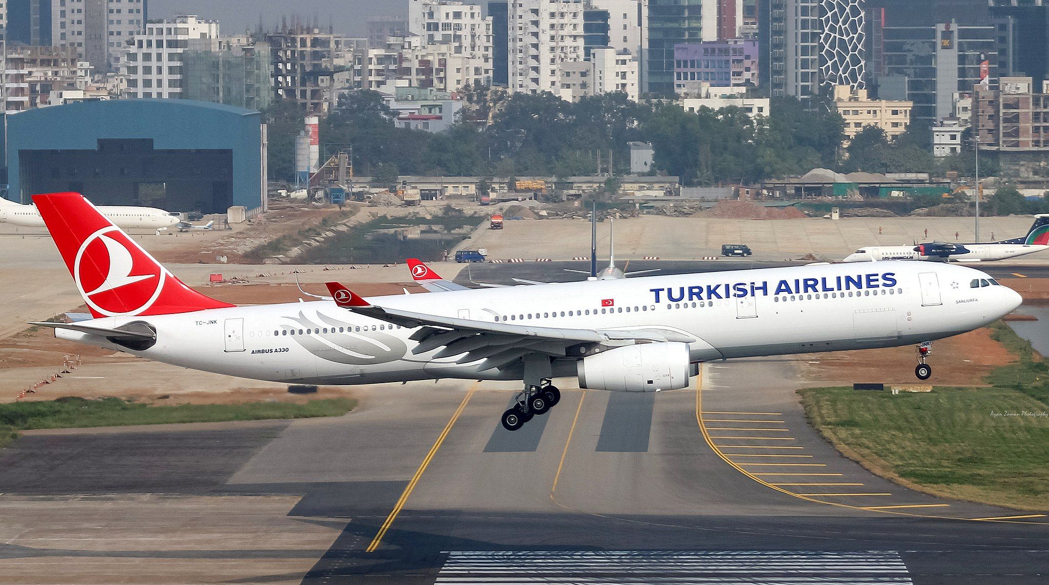 A Turkish Airlines-branded passenger plane