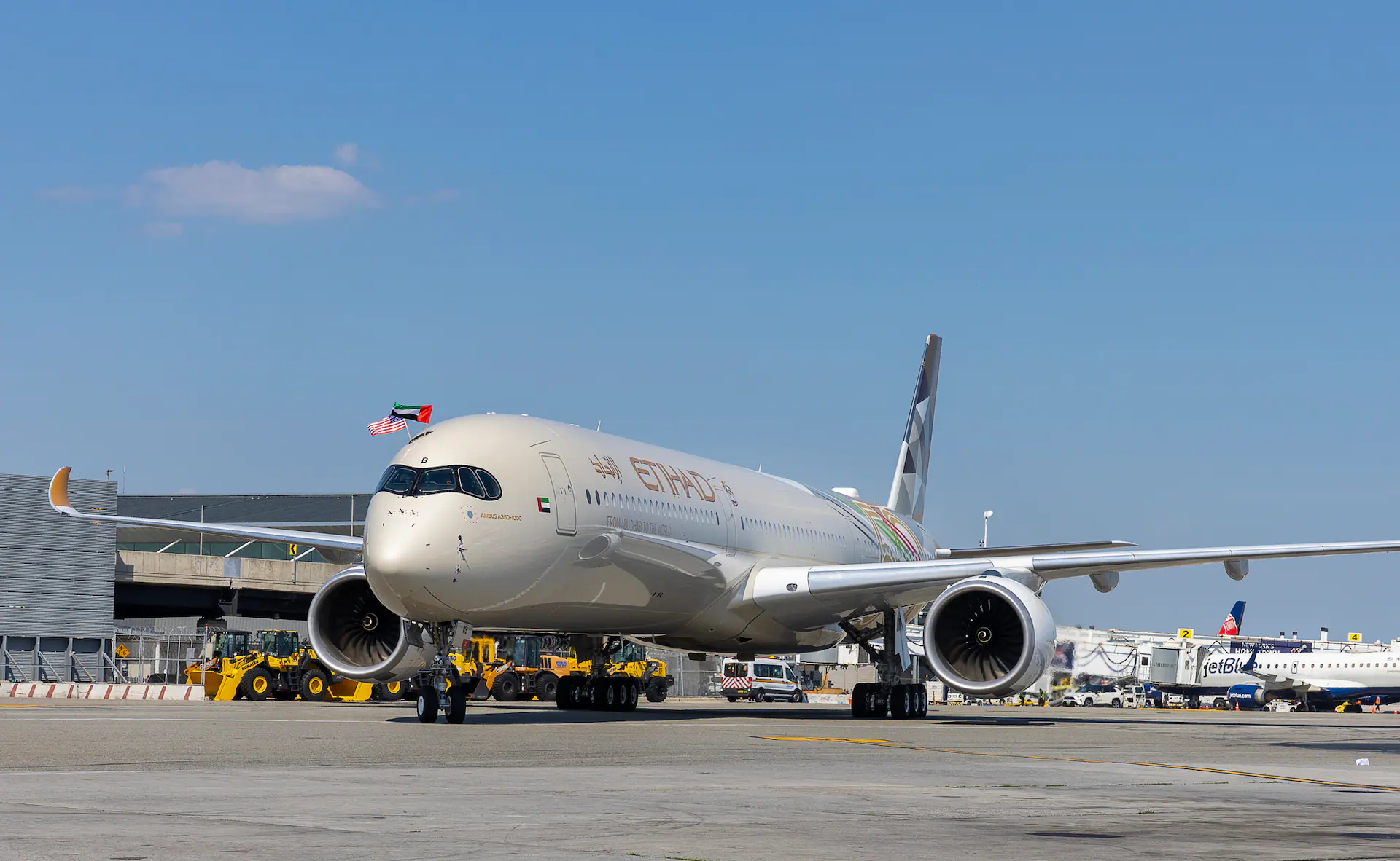 Etihad Airways A350 taxiing