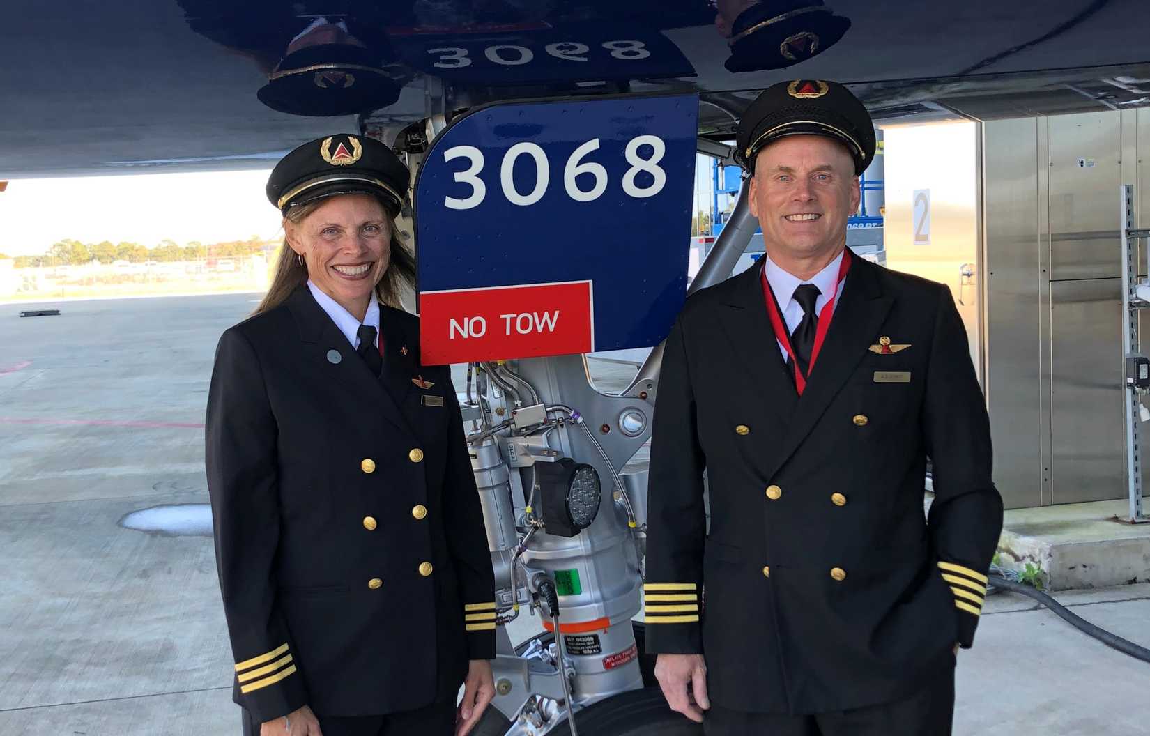 The Difference Between A Captain & A First Officer