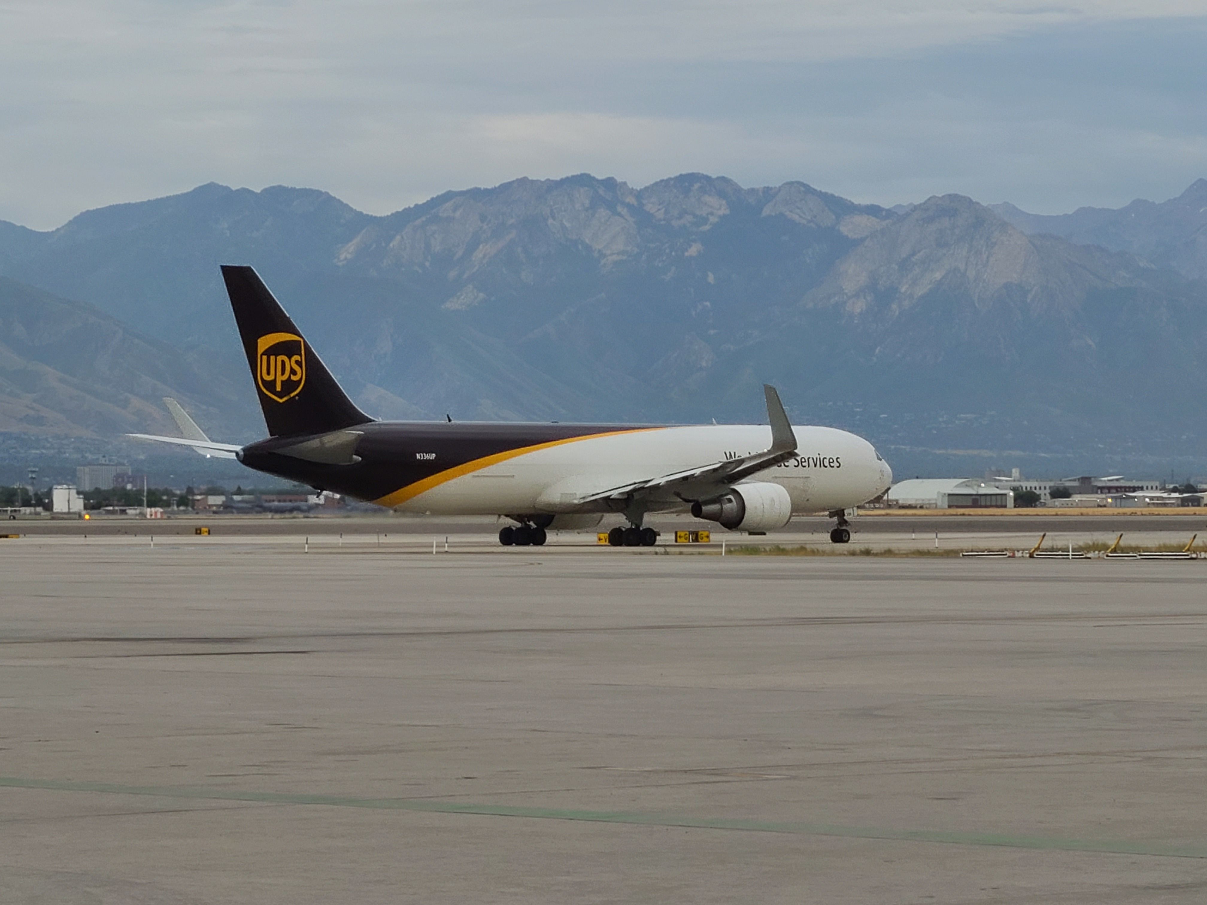 USP-Freighter-Boeing-767-SLC-Salt-Lake-City