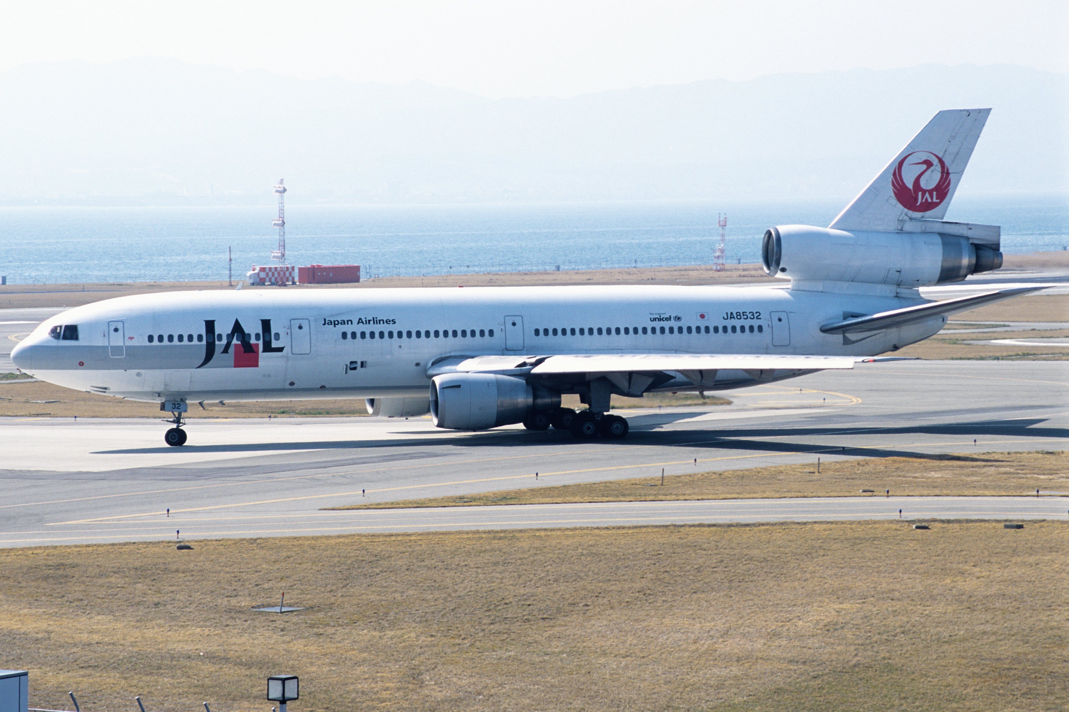 53 Years Since Its First Flight: A Guide To The McDonnell Douglas DC-10 ...