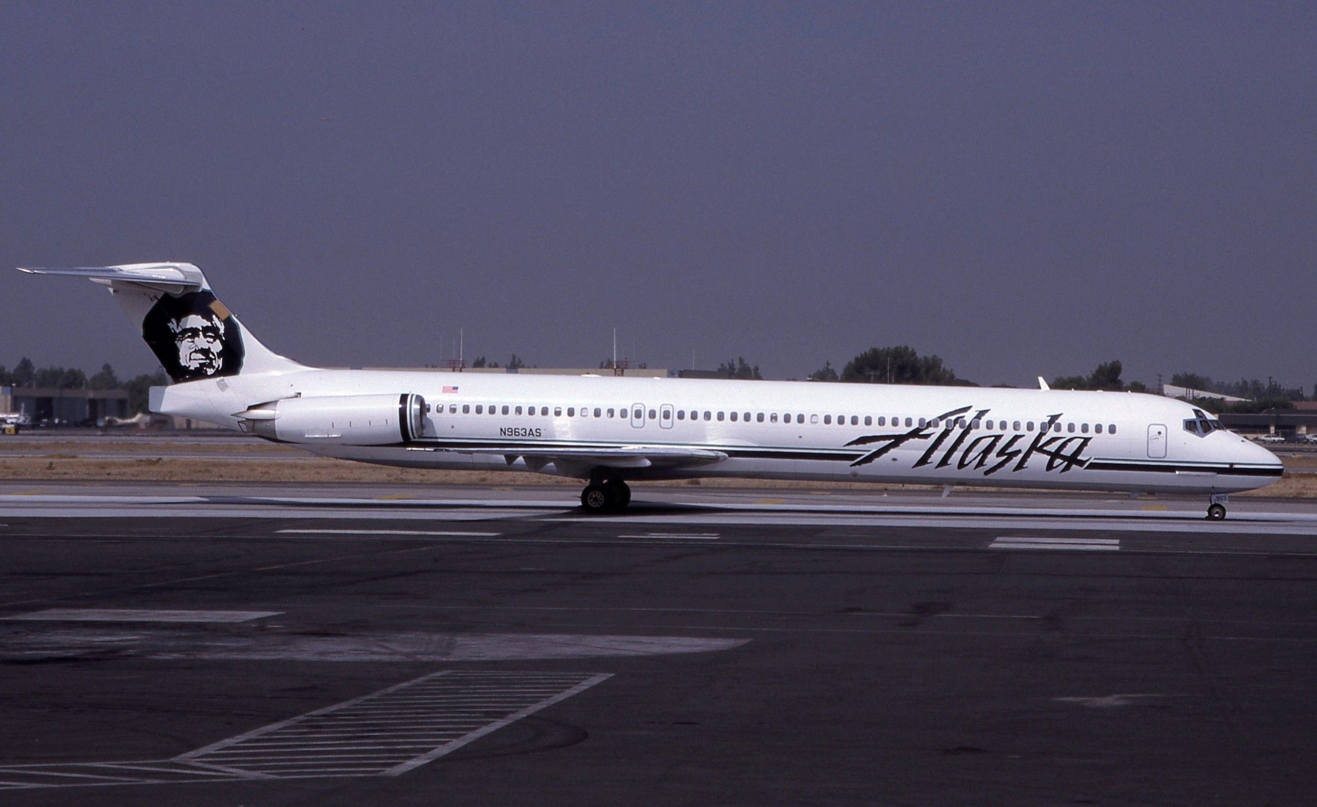 Alaska Airlines MD-83