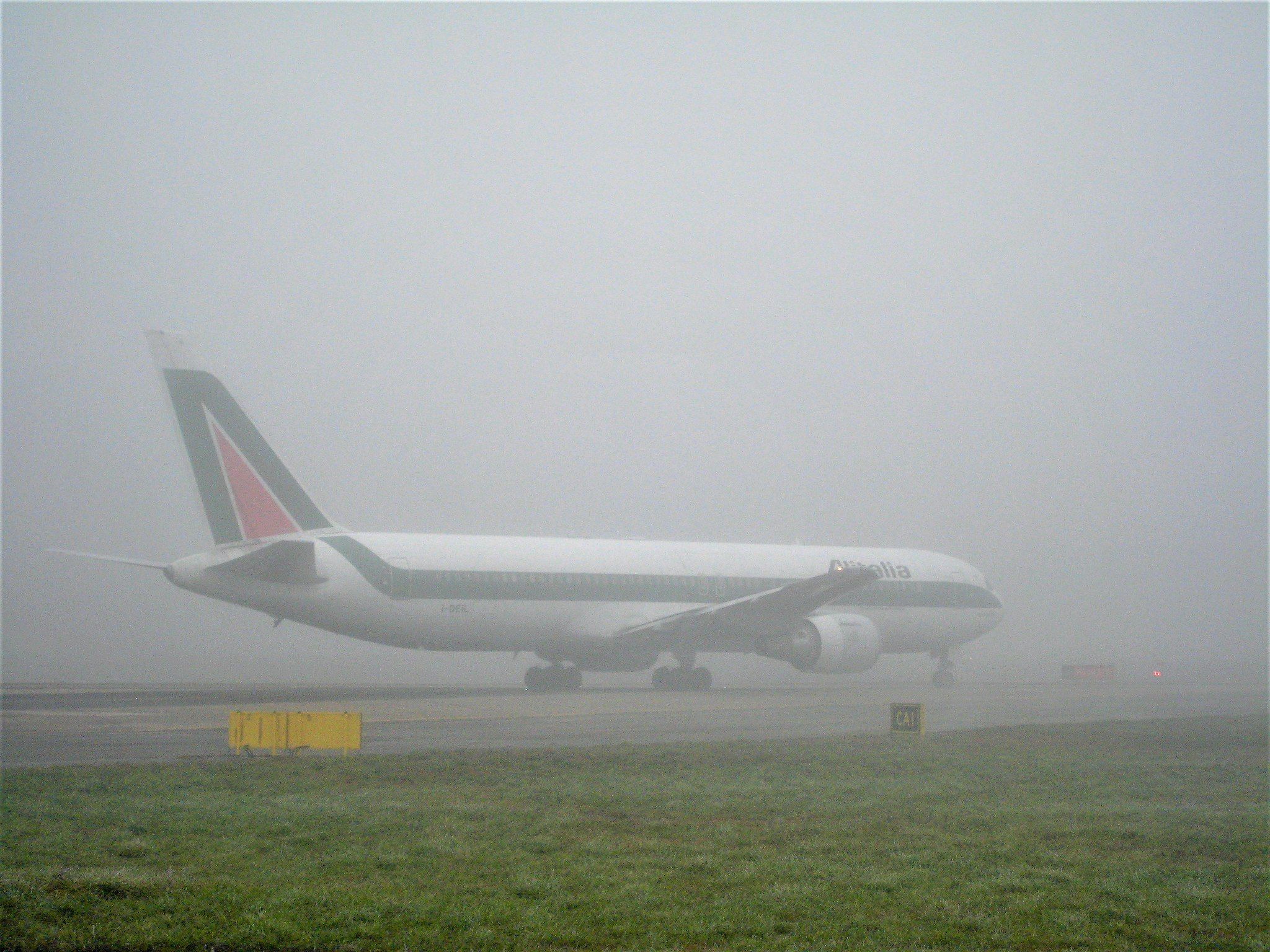 Alitalia Boeing 767 In Fog