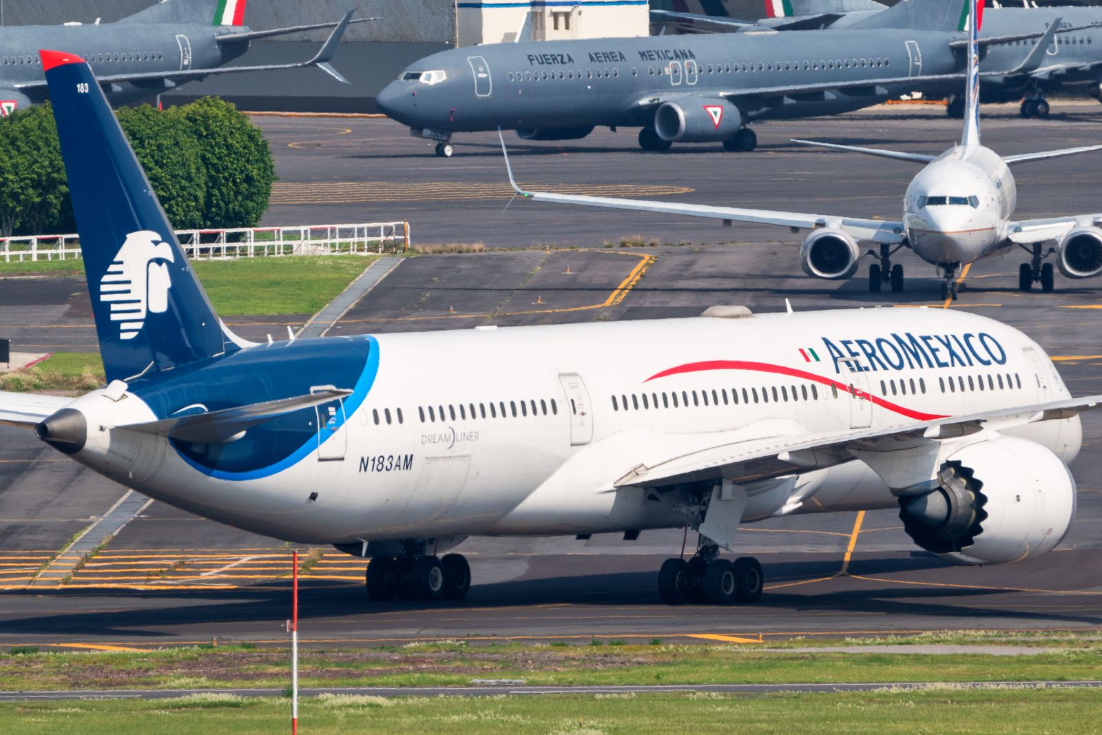 An Aeromexico Boeing 787-9 Dreamliner in Mexico City. 