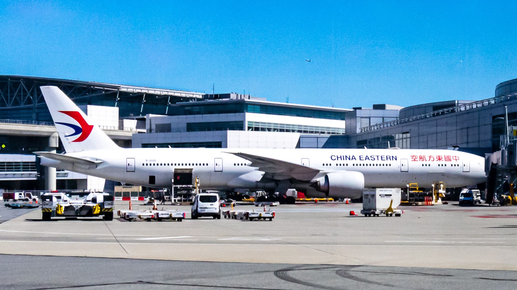 A China Eastern 777-300ER at the SFO Gate