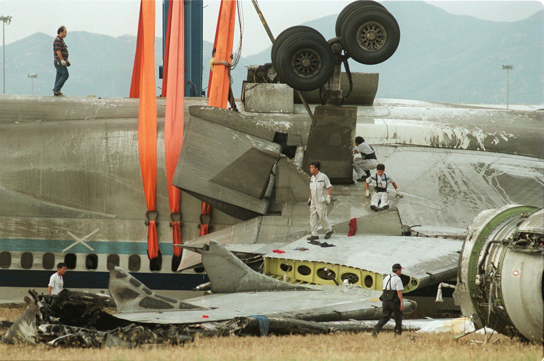 23 Years Ago Today China Airlines Flight 642 Crashes In Hong Kong