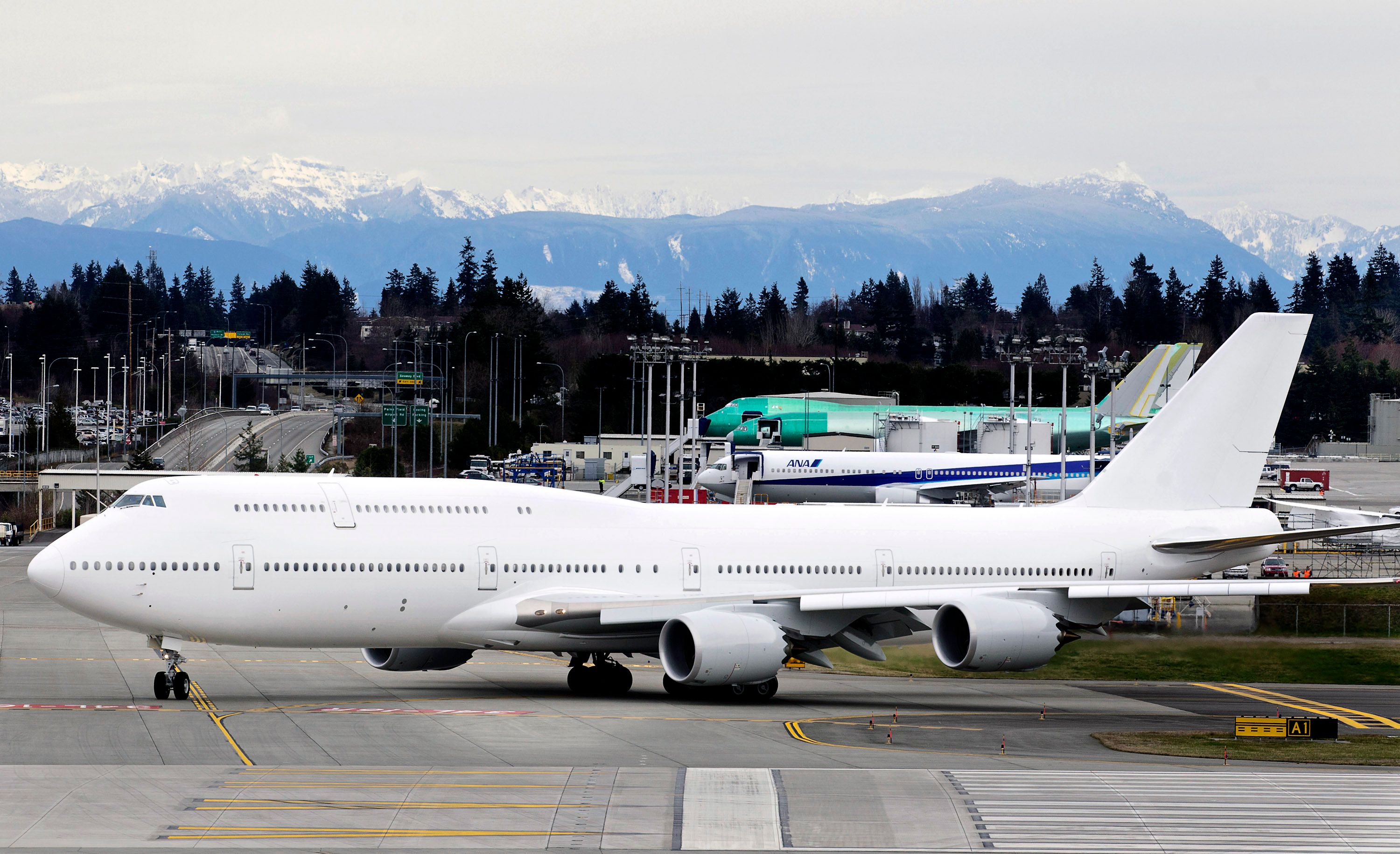 A Boeing 747-8 Intercontinental airliner which will be delivered to an undisclosed VIP customer, taxis before taking off at the Paine Field February 28, 2012 in Everett, Washington