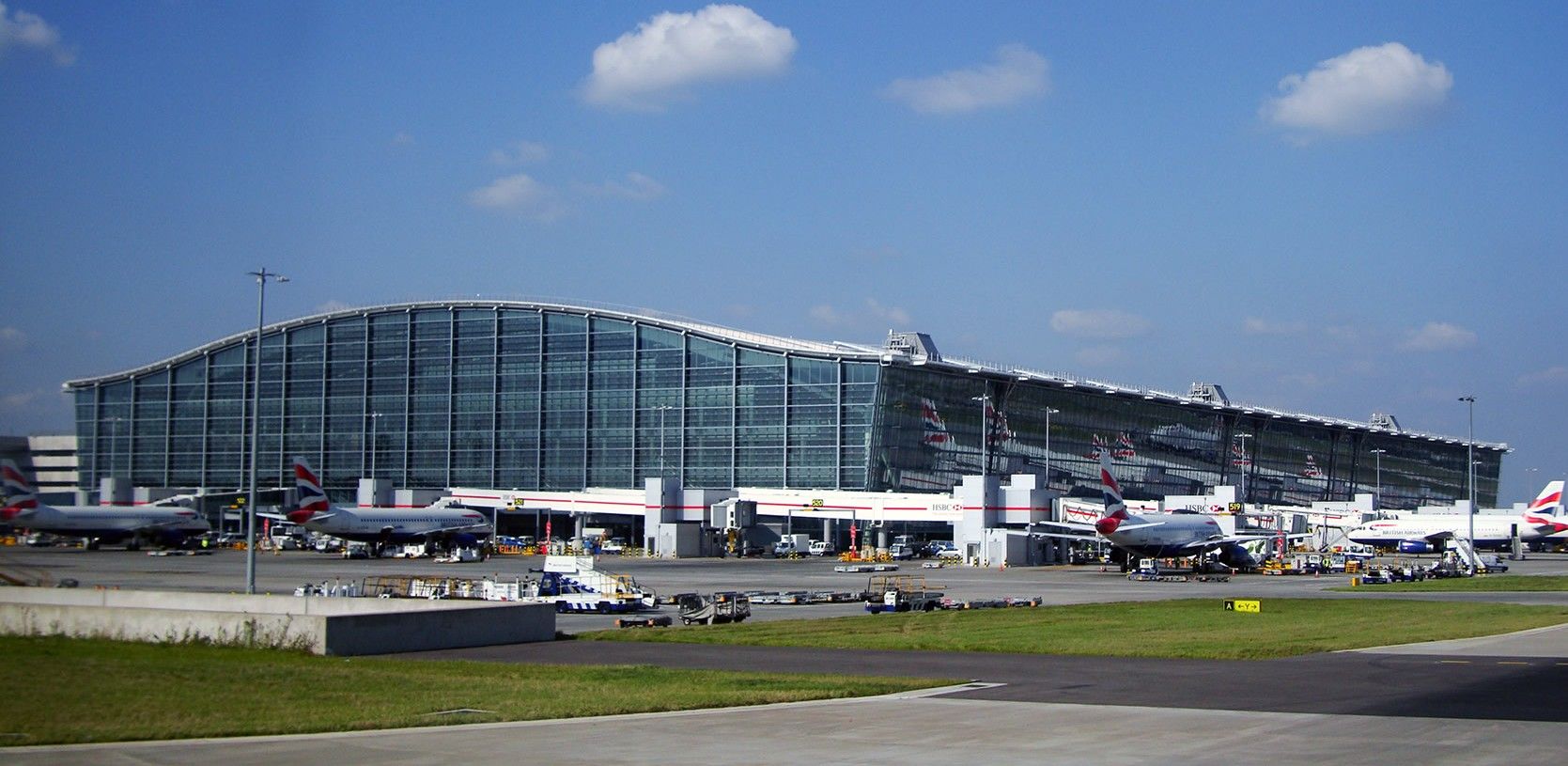 Not The Best Start Heathrow Airport Terminal 5's Teething Problems