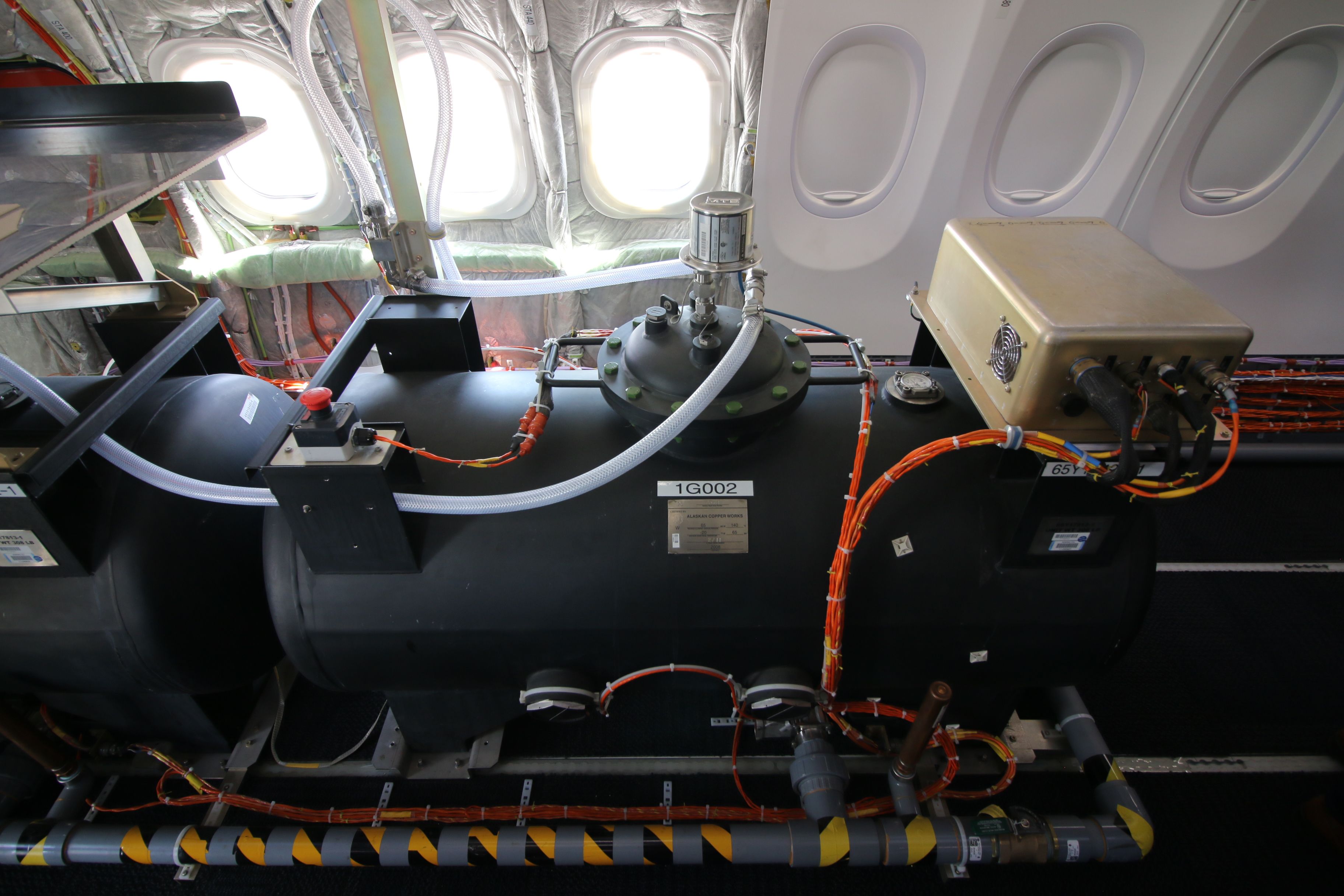 737 MAX 10 water ballast
