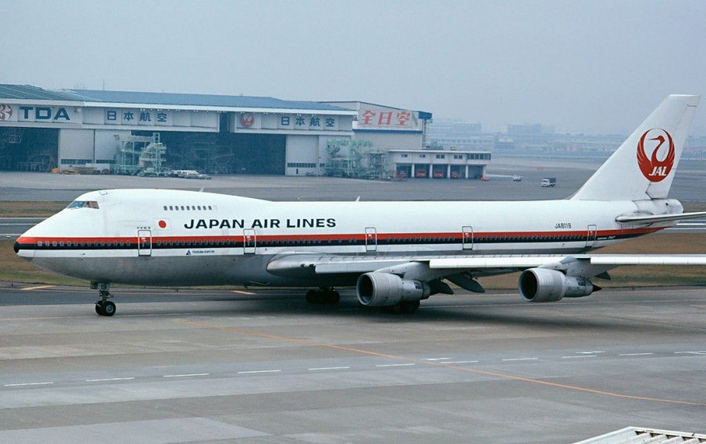 Japan_Airlines_JA8119