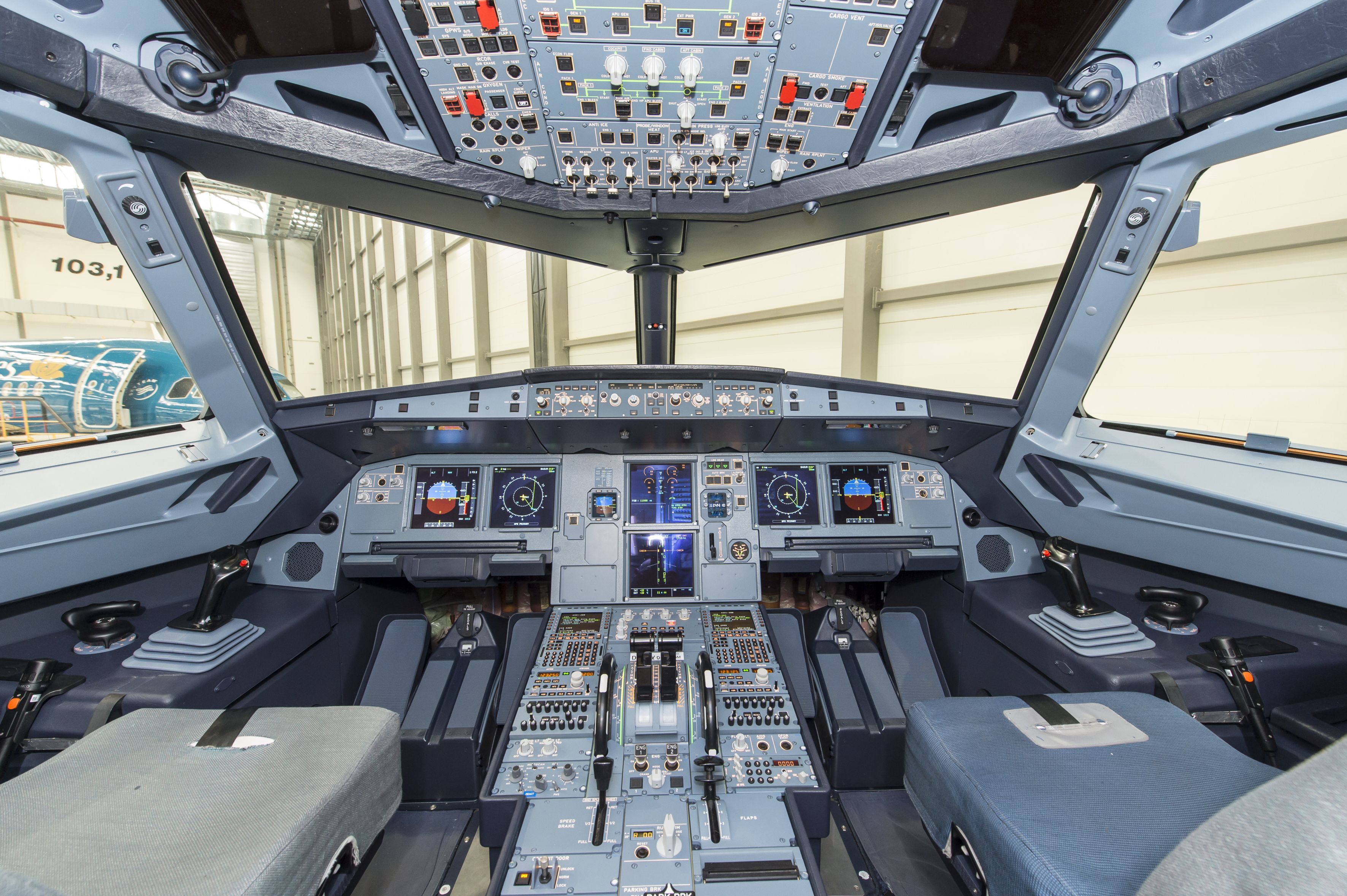 A321 cockpit