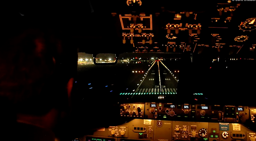 Airports Explained: A Guide To The Various Runway Markings & Lights