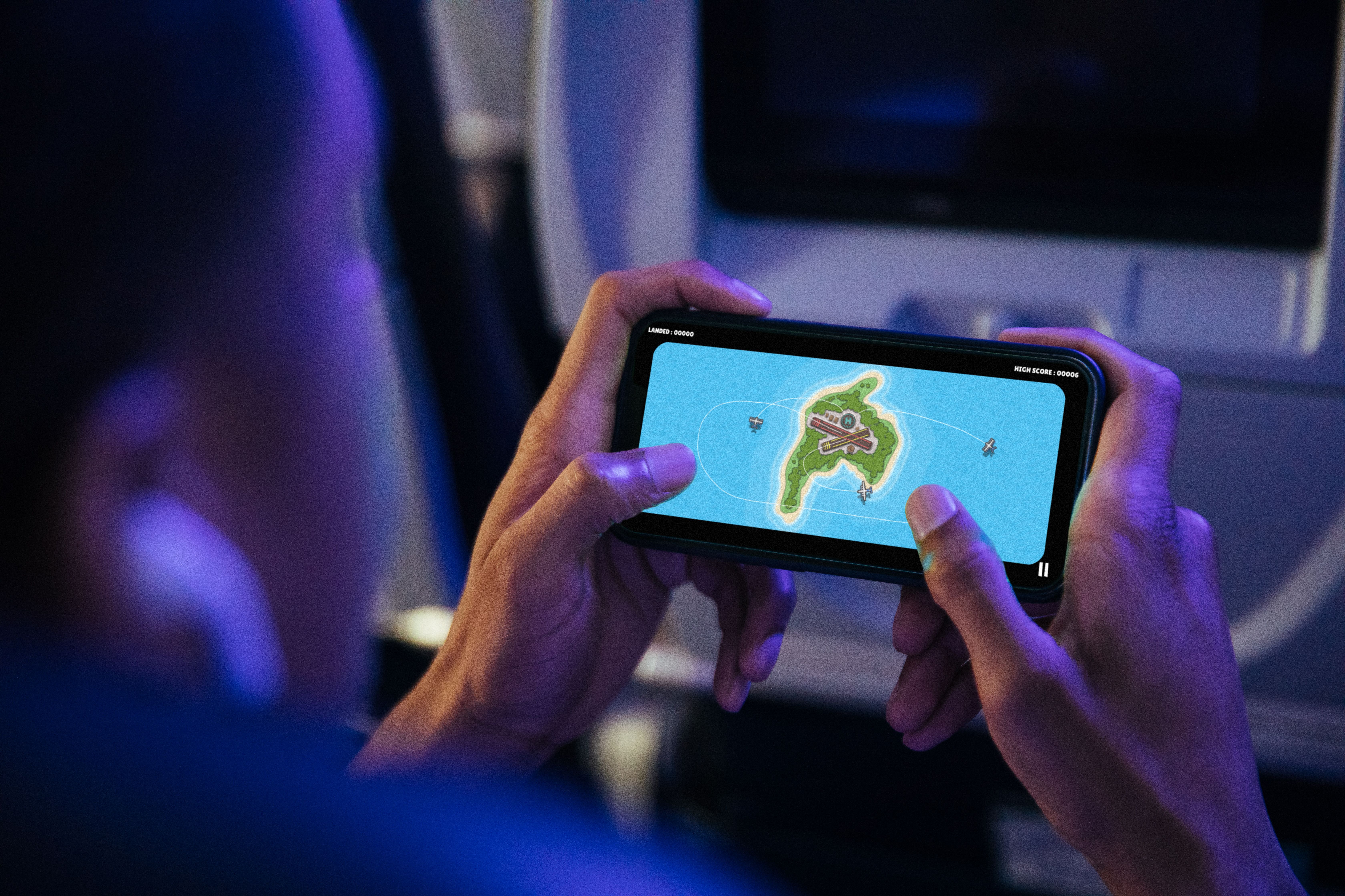 United Cleared to Land - Mobile App Game - Inflight