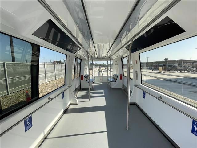 Los Angeles International Airport Unveils Automated People Mover