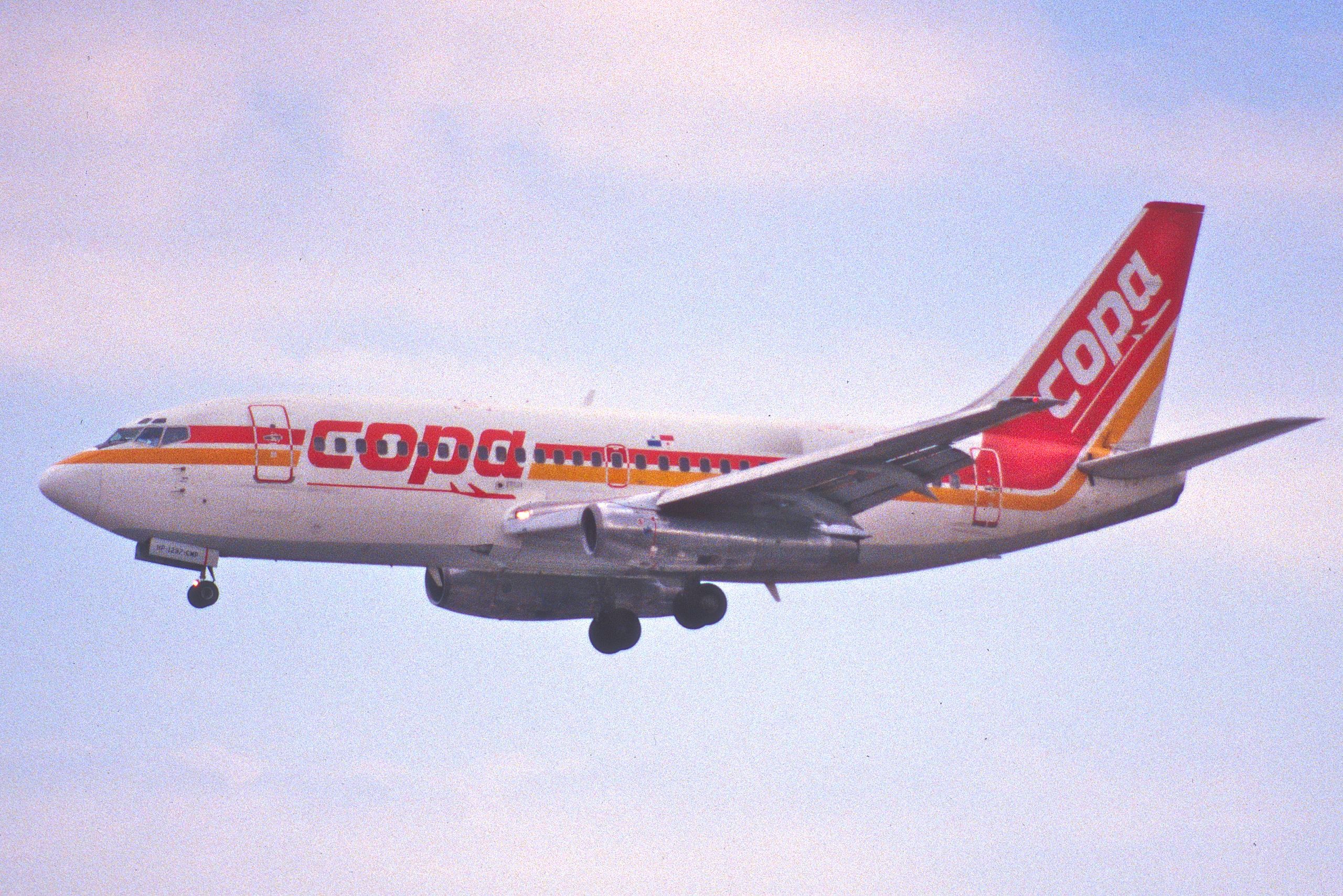 12df_-_Copa_Airlines_Boeing_737-200;_HP-1297CMP@MIA;31.01.1998_(5157052345)