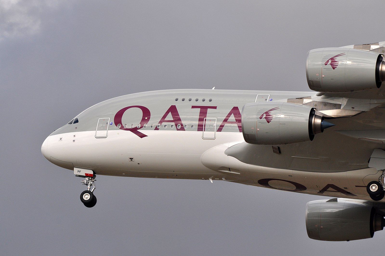 Qatar Airways A380 Paris CDG