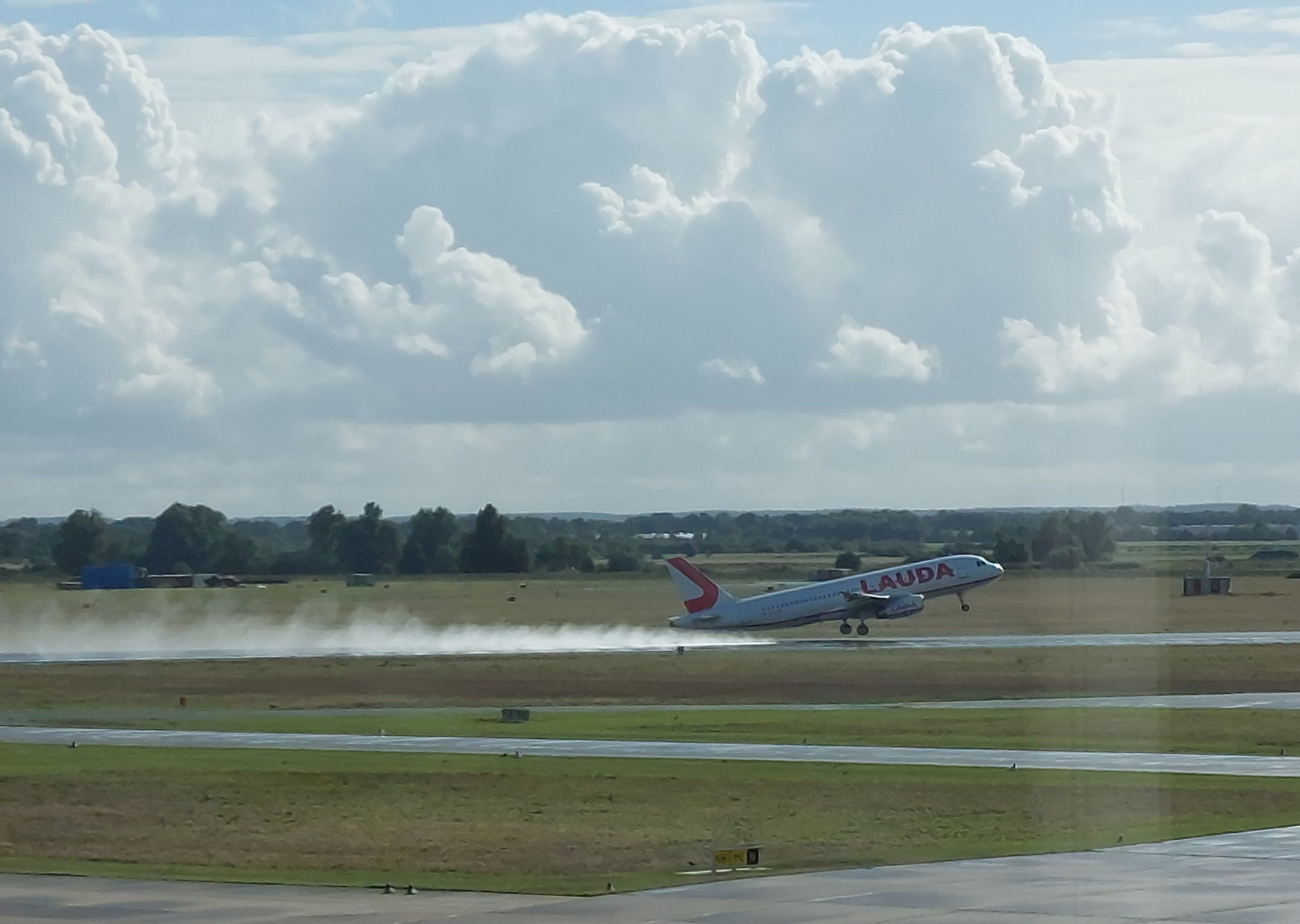 Lauda A320 Bremen