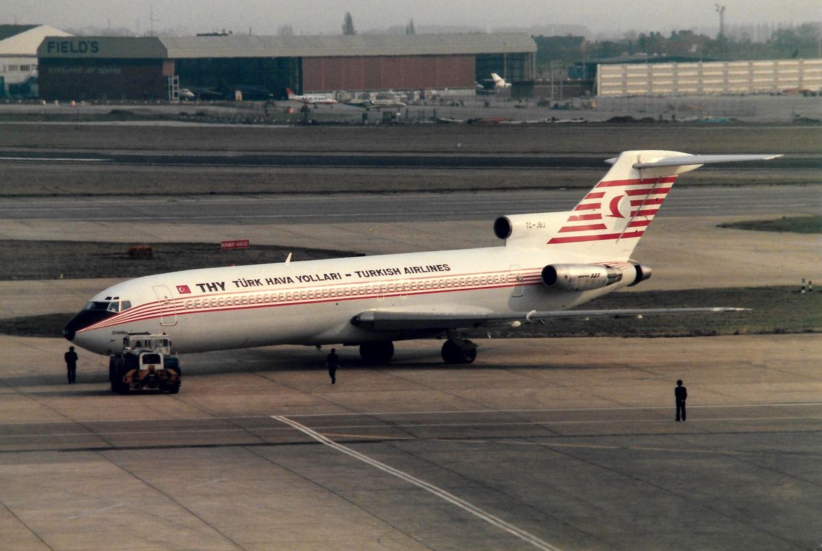 How A Misunderstanding Concerning City Lights Caused The Crash Of Turkish Airlines Flight 452