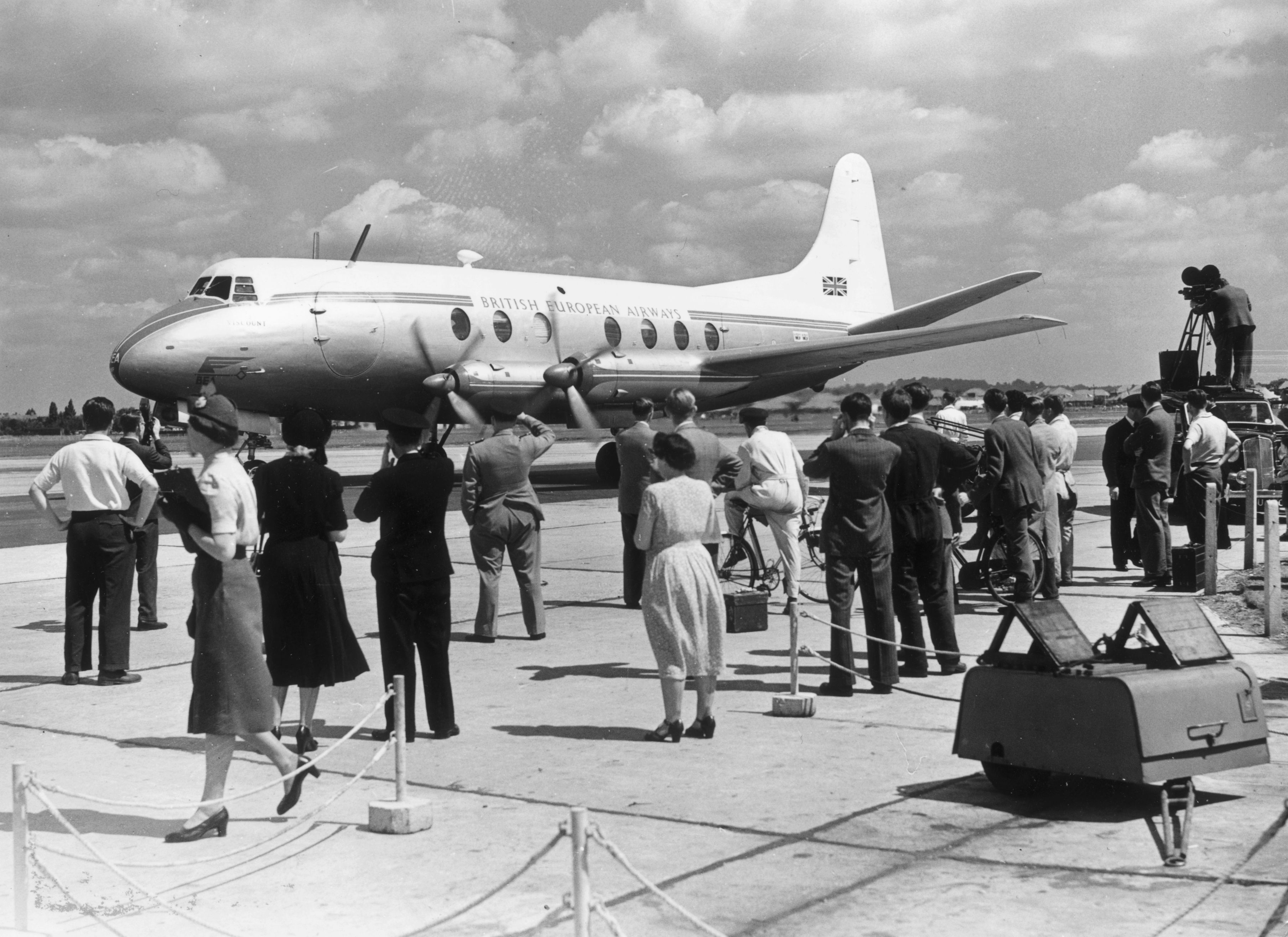 Vickers Viscount Leaving Northolt Aerodrome