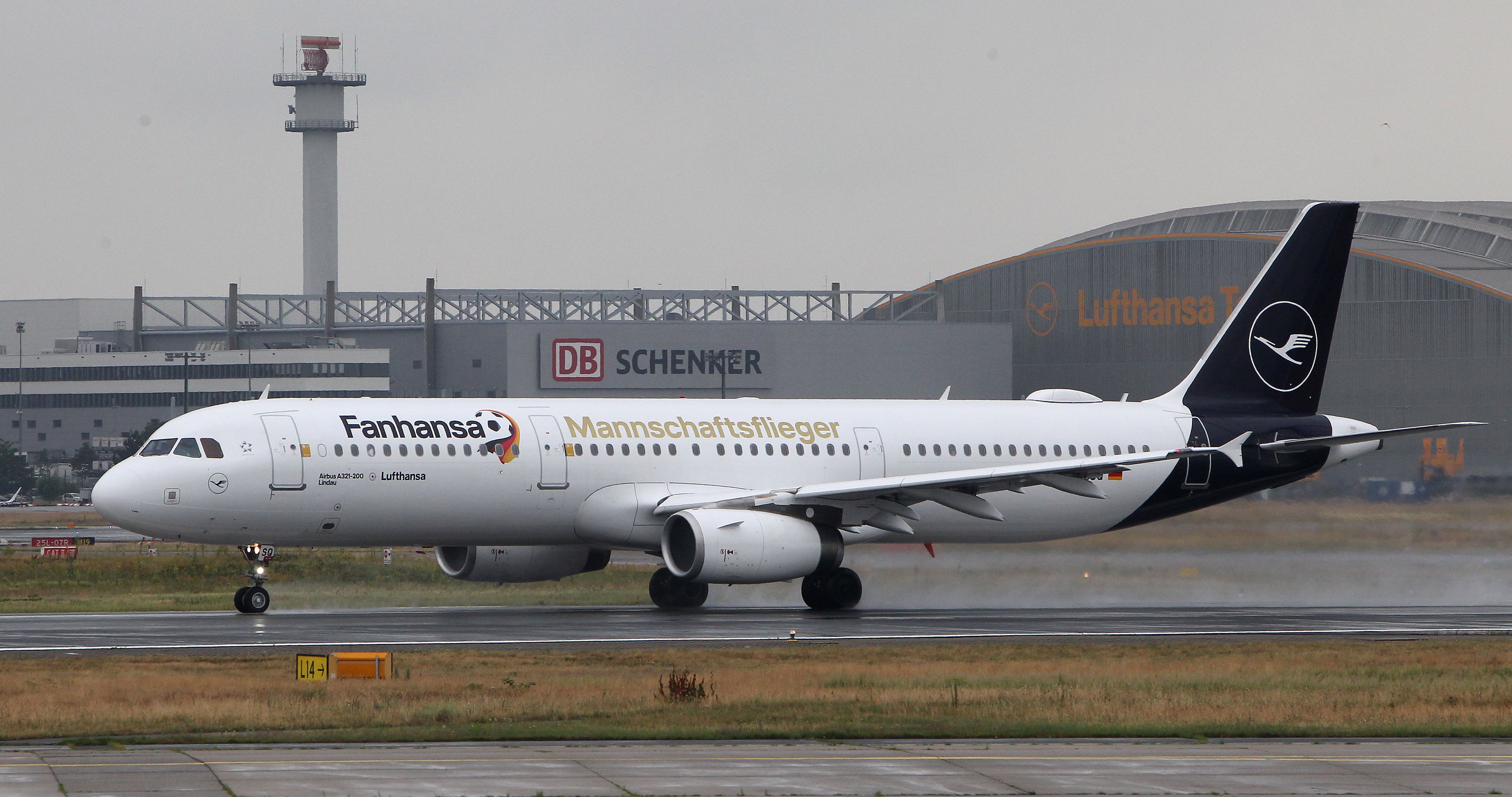 a-look-at-some-of-lufthansa-s-special-liveries