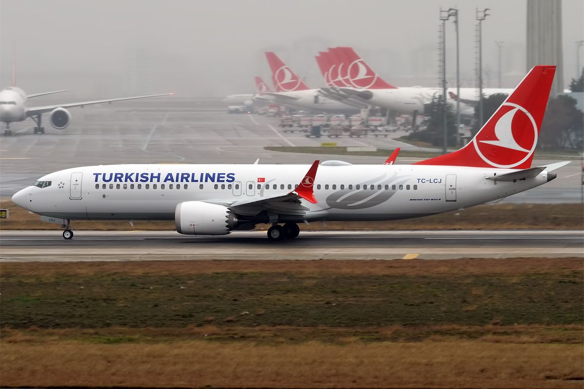 Boeing 737 MAX in Turkish Airlines livery