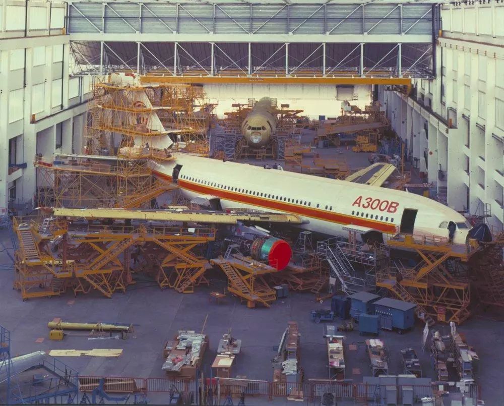 Which Airlines Fly Passenger Airbus A300s In 2022?
