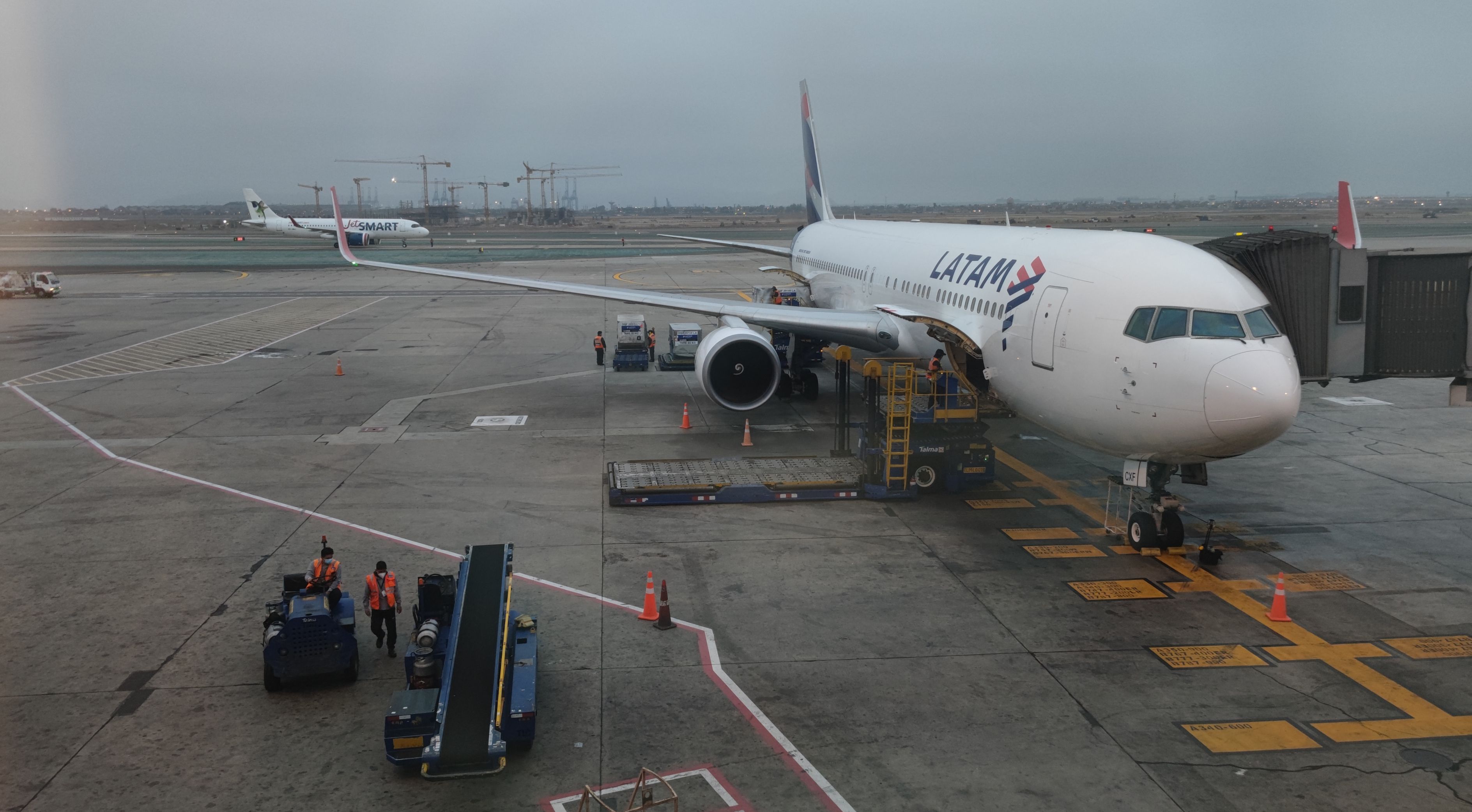 1 5 Of Lima Airport S New Terminal Has Now Been Built   Aeromexico MEX LIM 11 