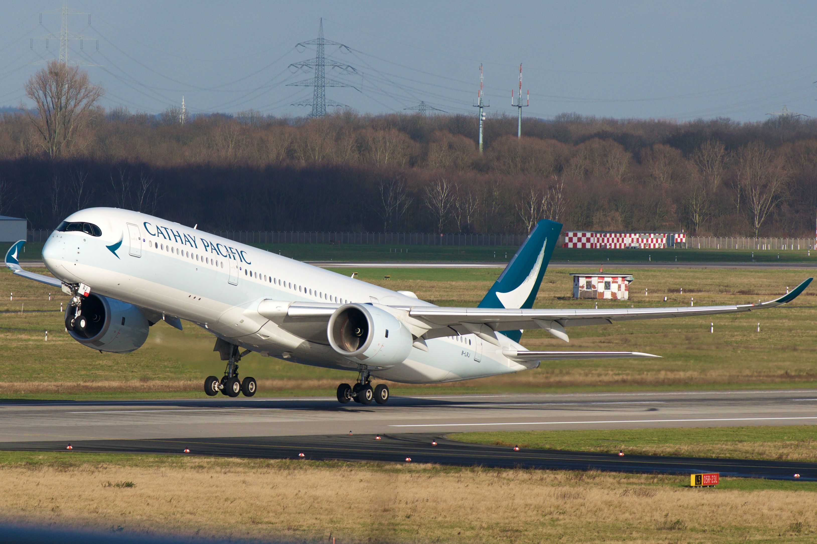 Cathay Pacific A350-900