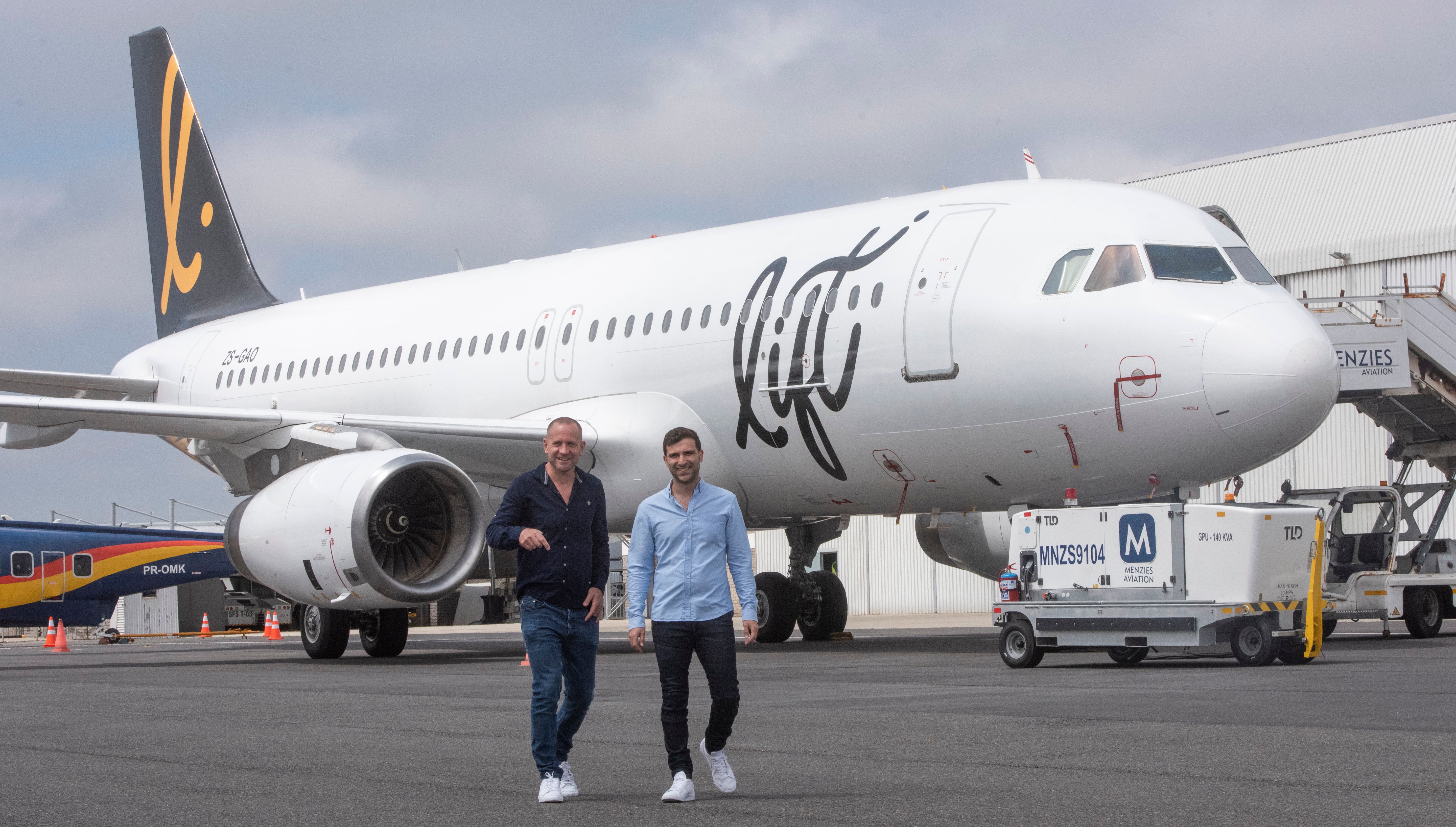 lift airline airbus a320 with jon ayache and gidon novik