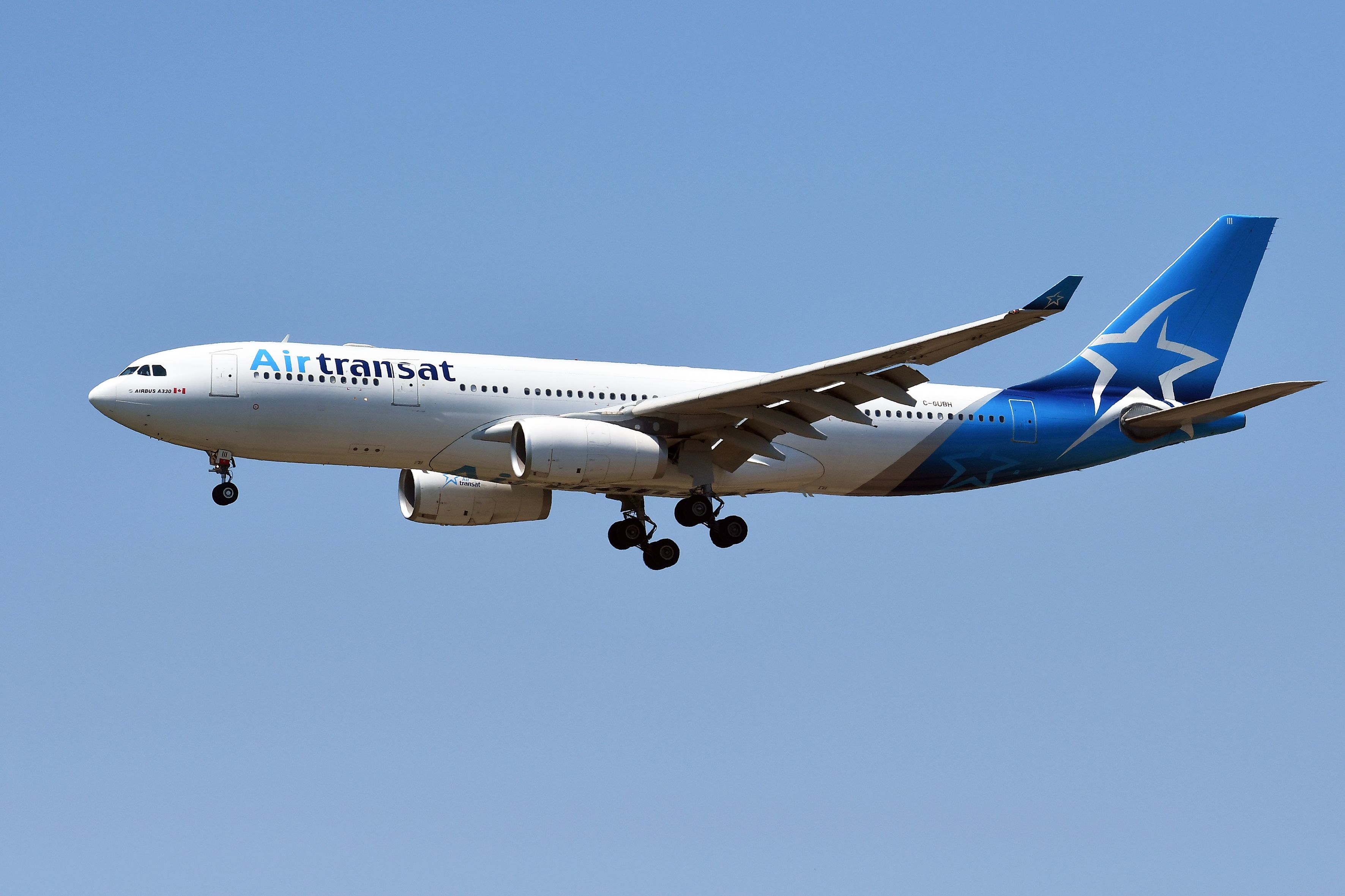 Air Transat Airbus A330 Returns To Athens After Birds Strike Both 