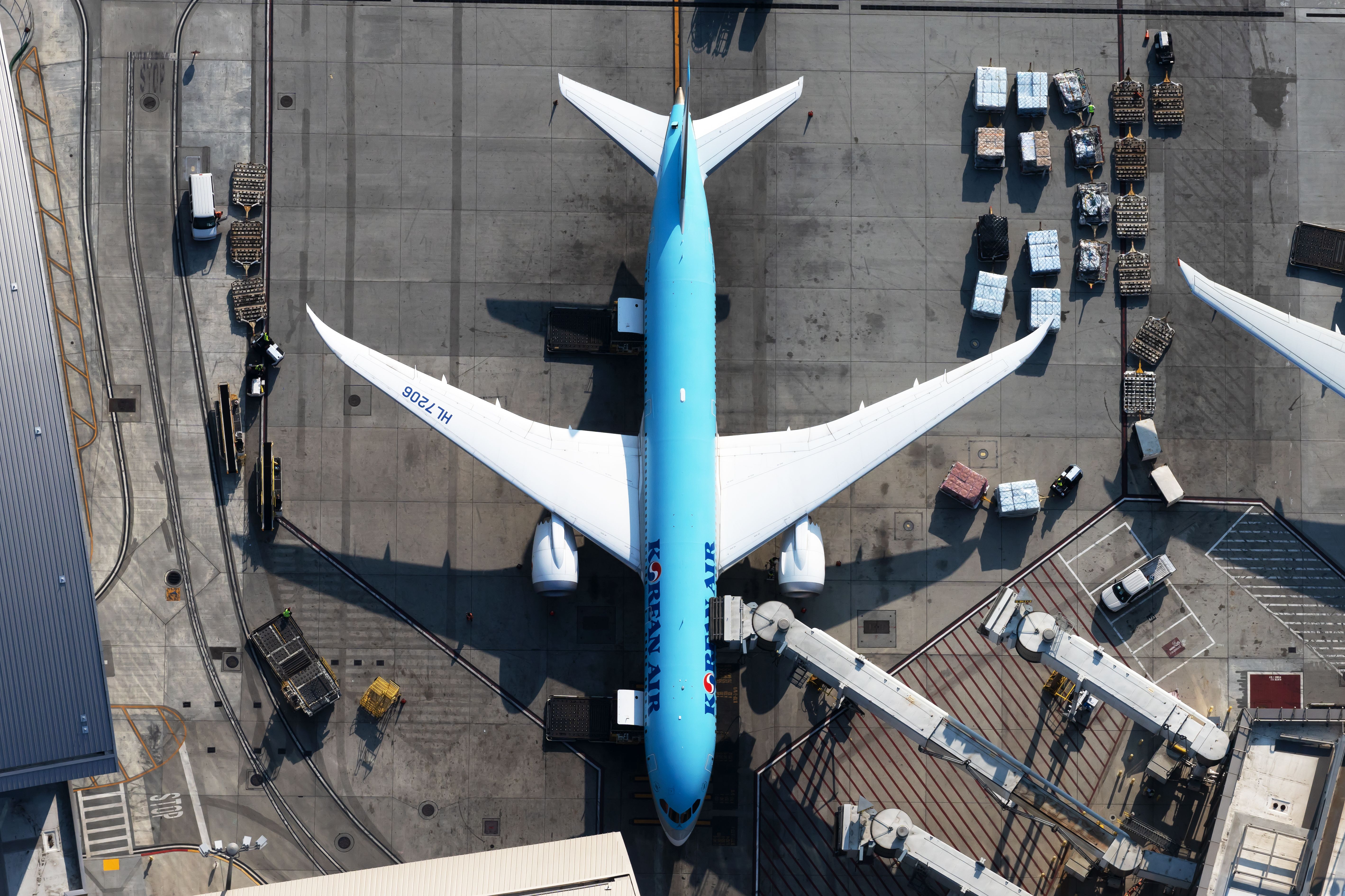 Korean Air Boeing 787-9 Dreamliner HL7206