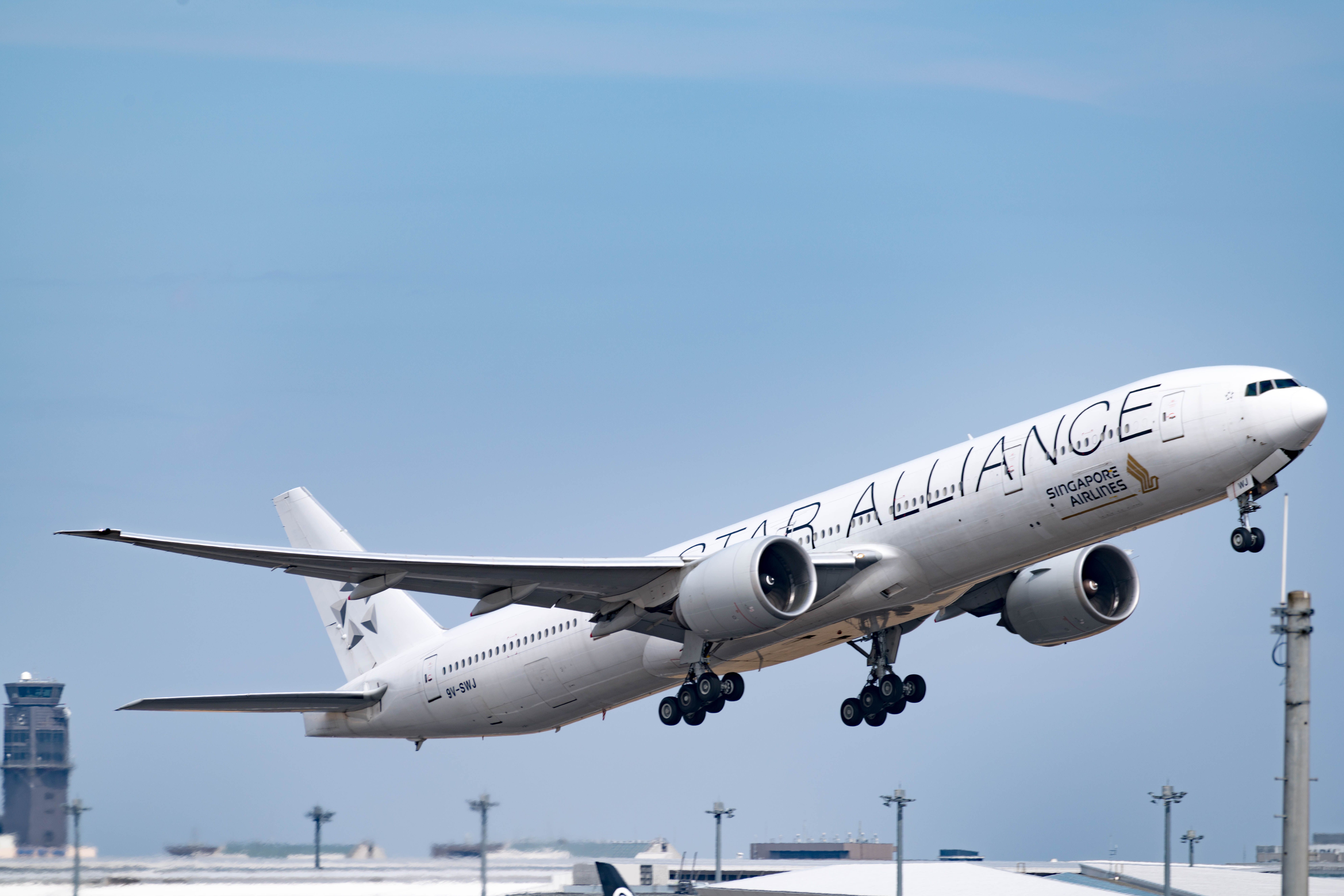 Singapore Airlines B777-300ER Star Alliance Livery 