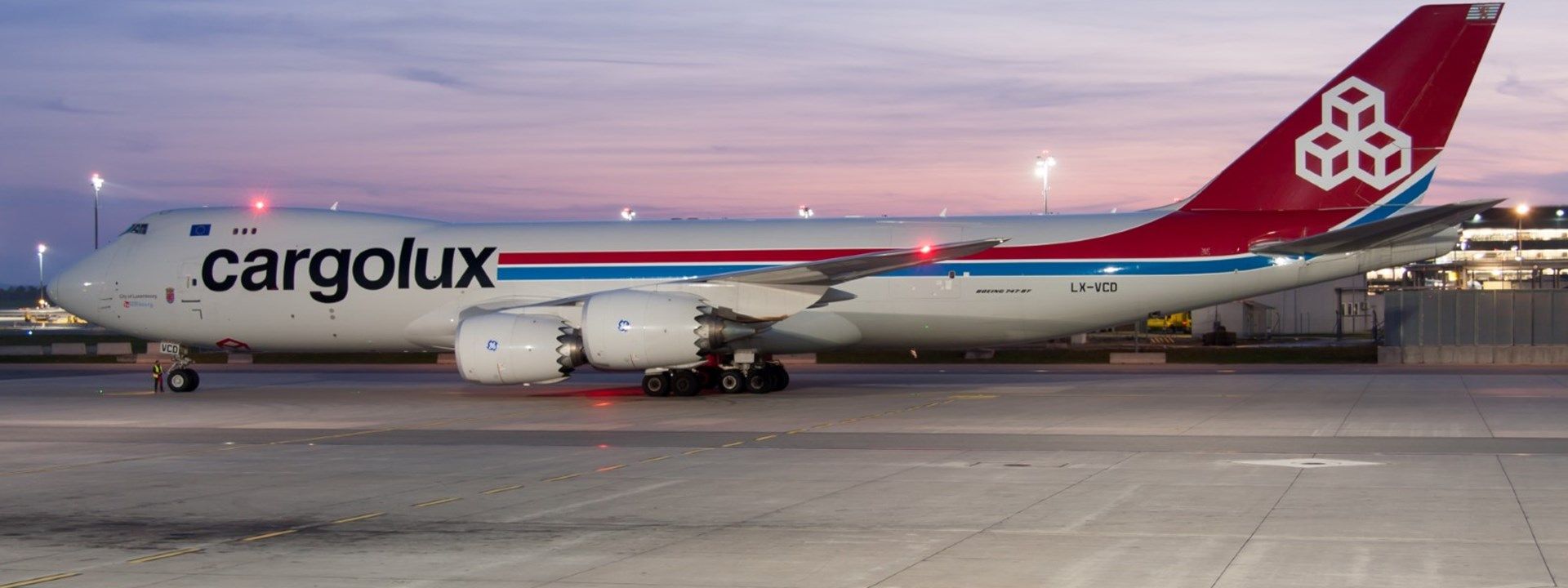 cargolux boeing 747-8F