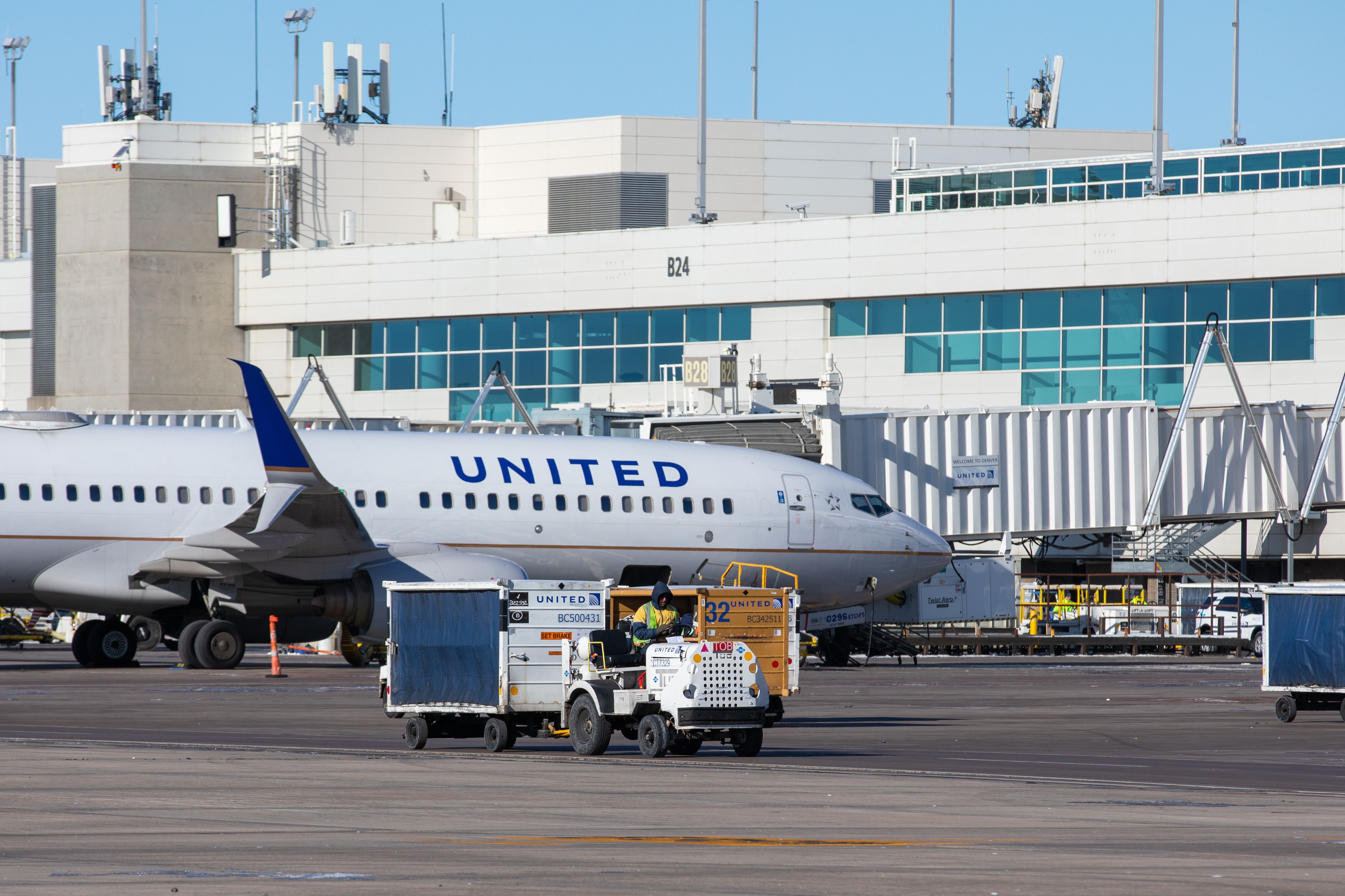 United Airlines Invests In Battery Maker With Hopes To Further ...