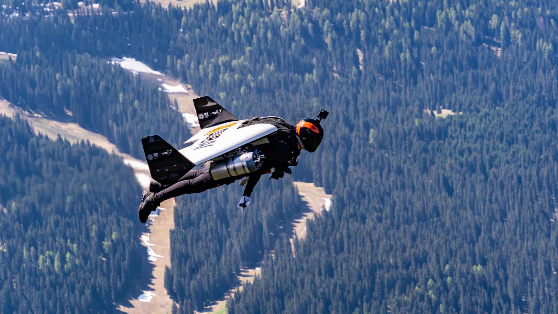 Watch Video of 2 Guys With Jetpacks Fly Around Airplane in Dubai