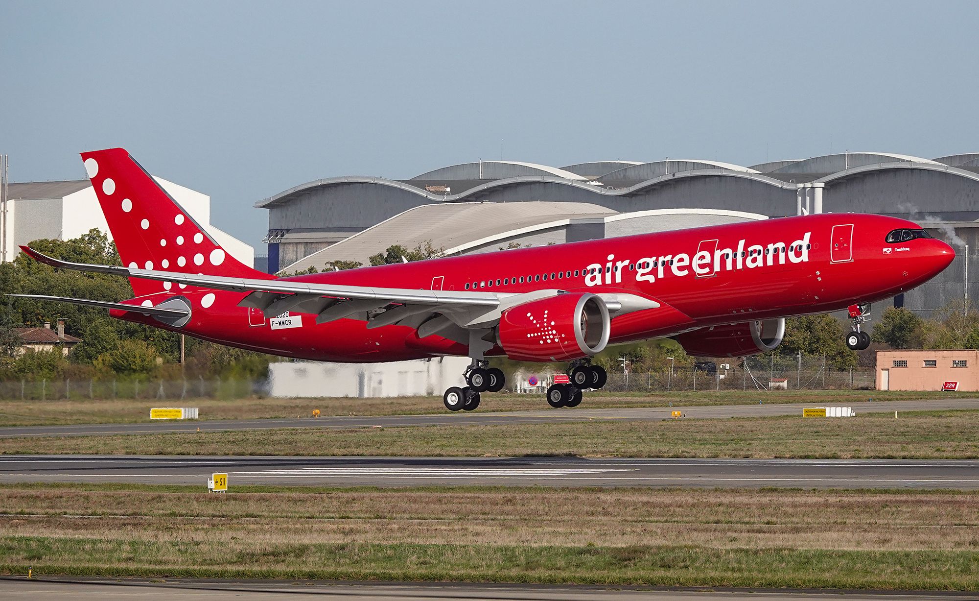 A Christmas Delivery? Air Greenland's A330-800 Completes Customer ...