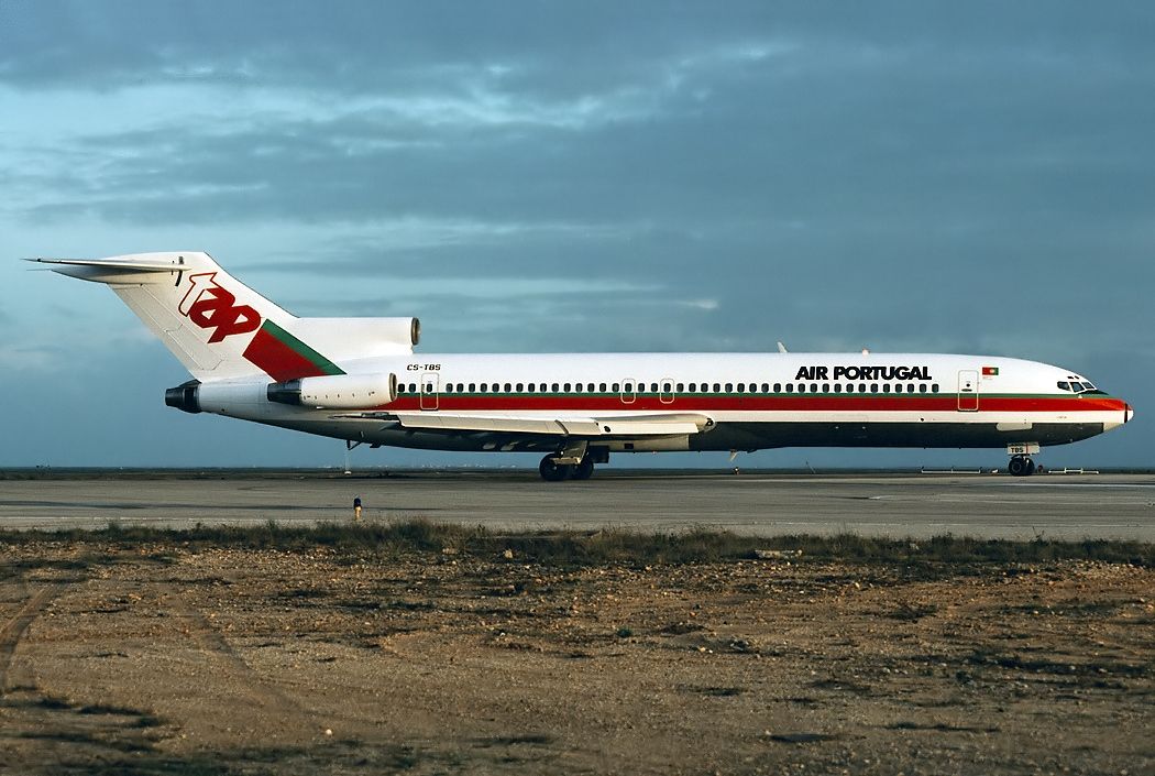 Boeing_727-282-Adv,_TAP_Air_Portugal_AN1065306