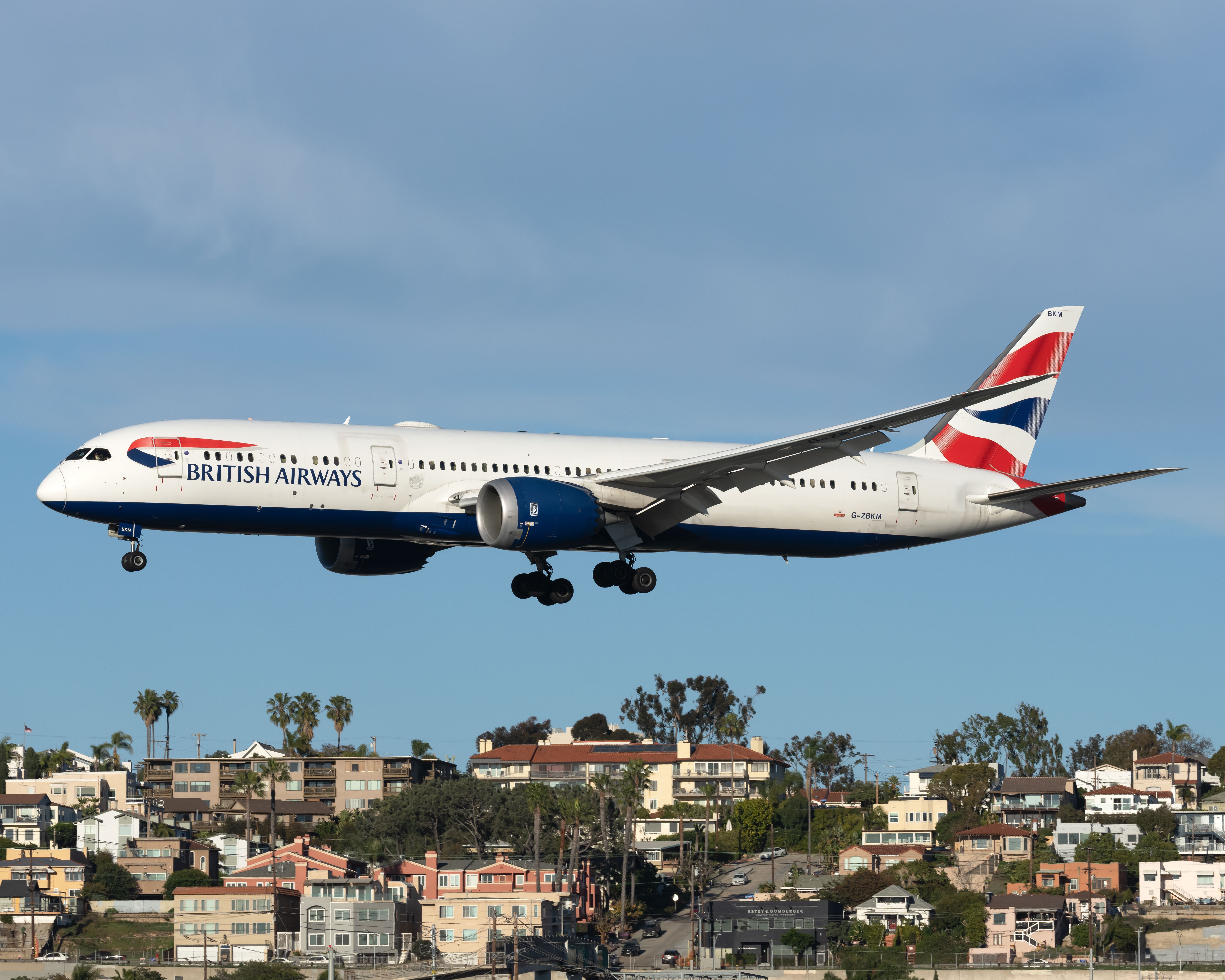 British Airways Boeing 787-9 Dreamliner G-ZBKM (1)