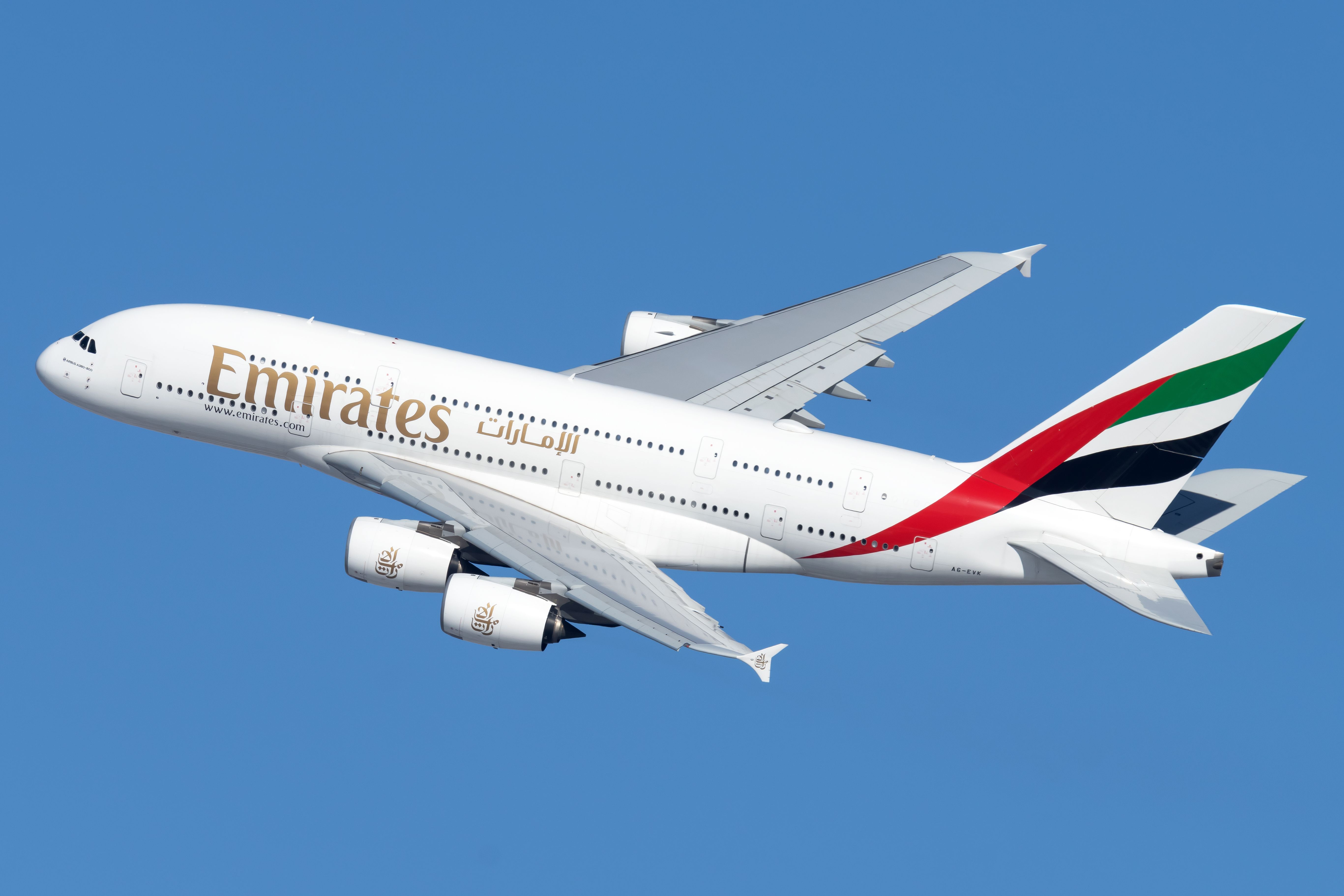 Emirates Airbus A380-842 A6-EVK 