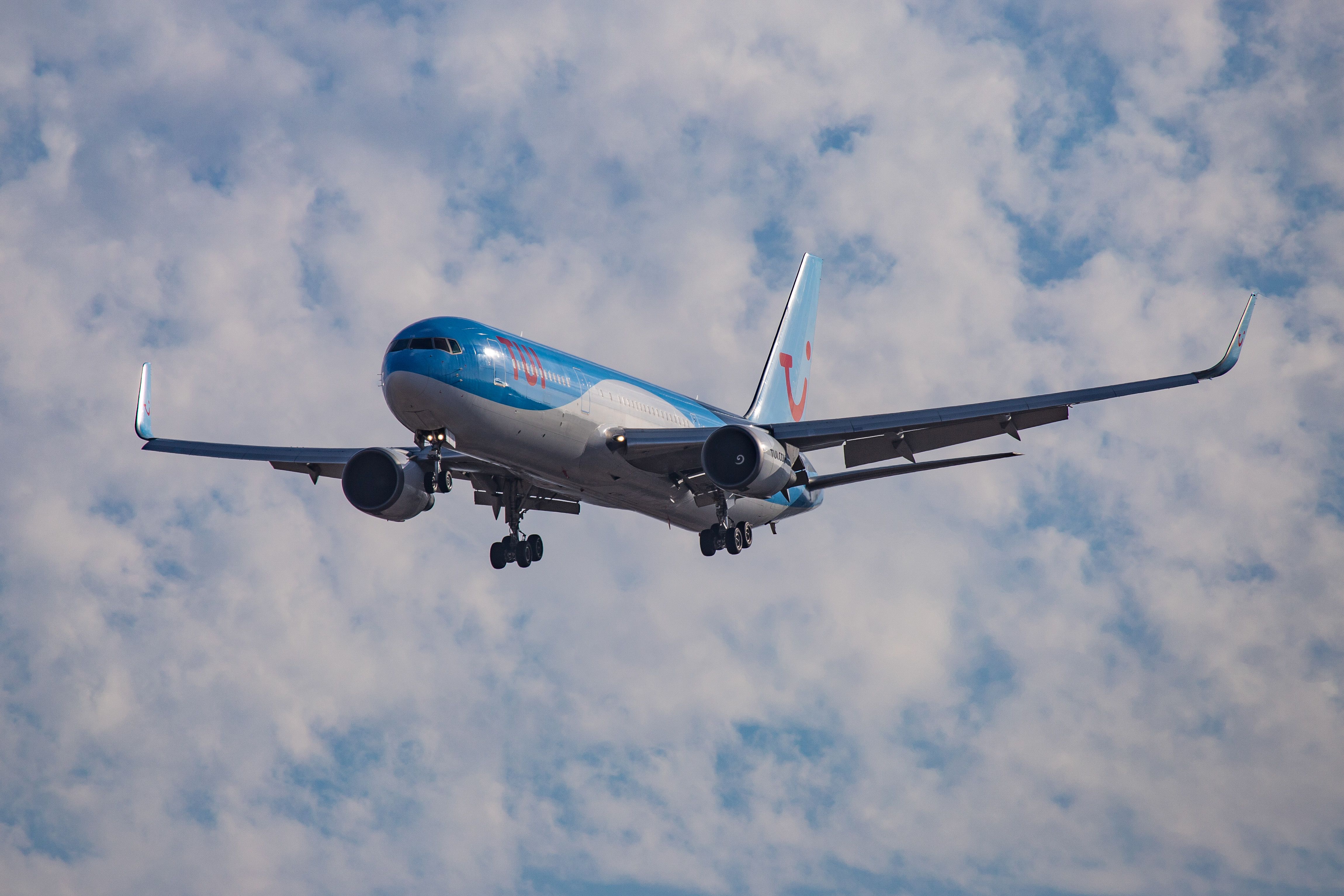 TUI Airways Boeing 767-300