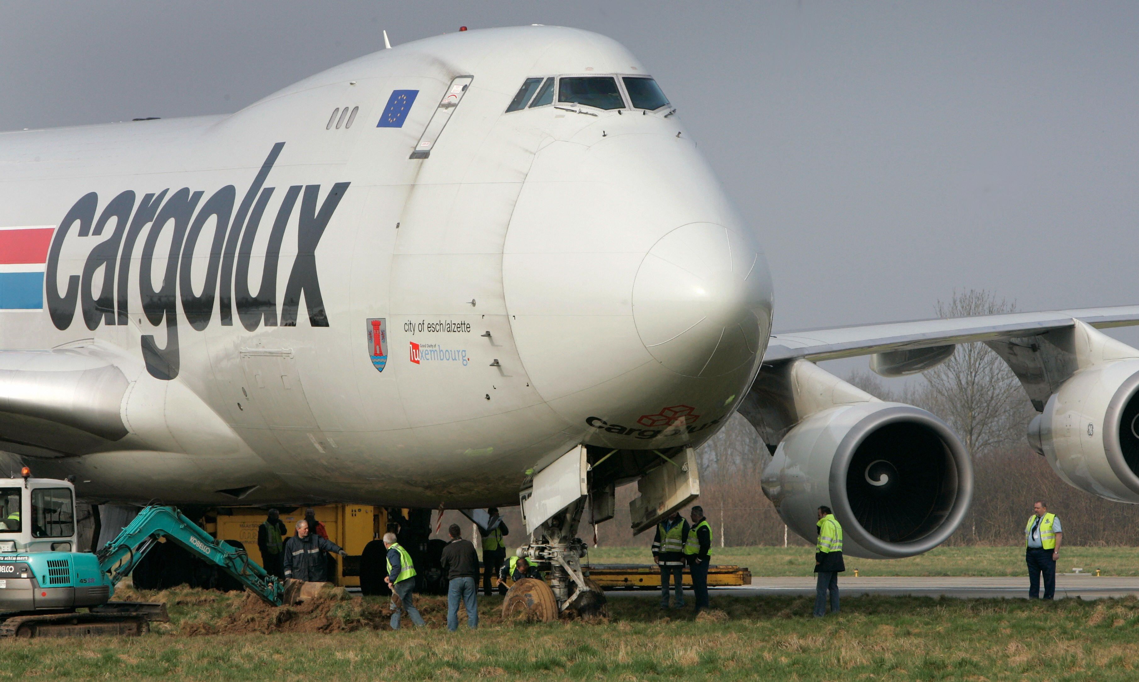 Cargolux Boeing 747 Nose Gear Incident Maastricht