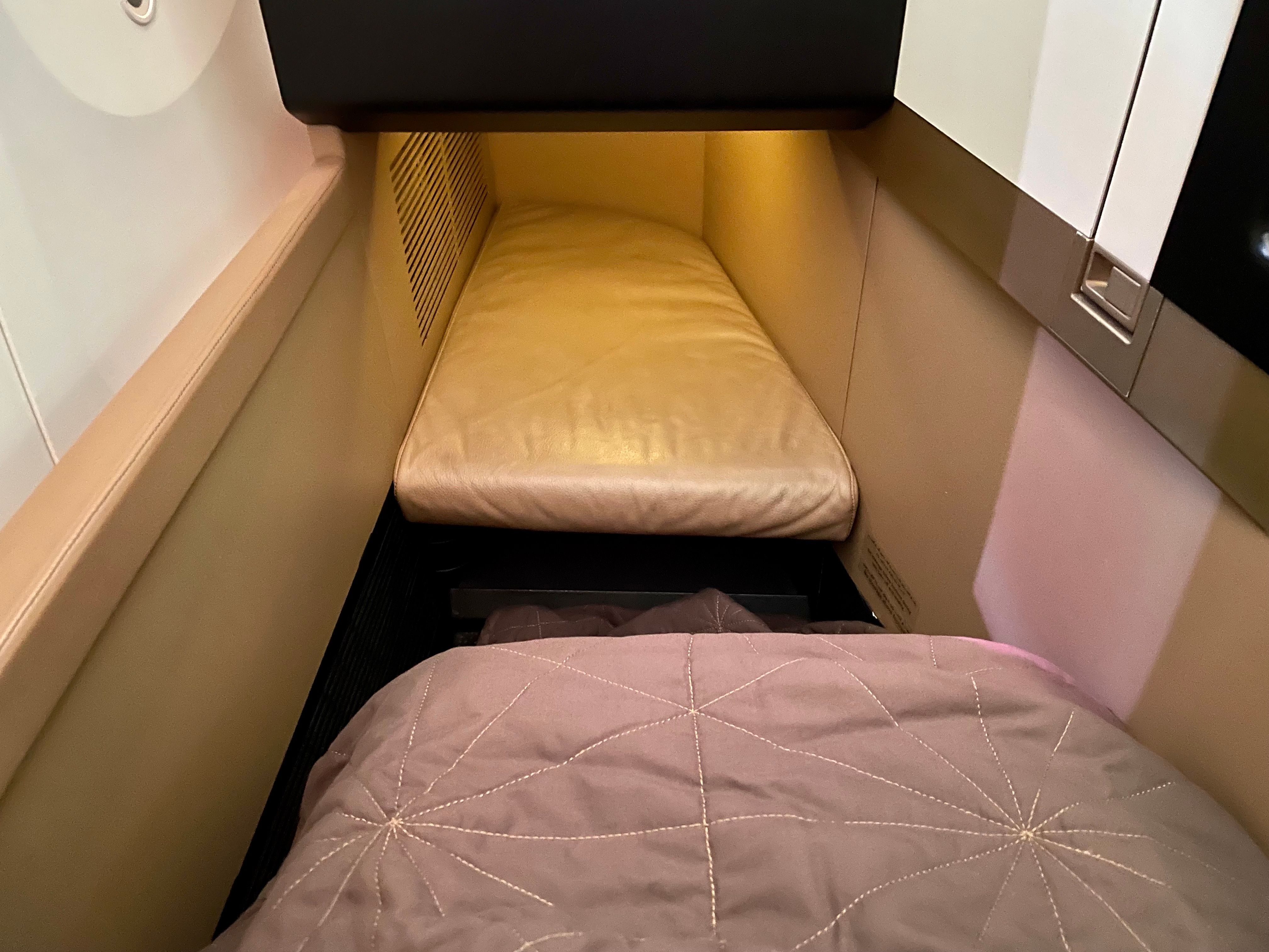 Etihad Boeing 787 business class bed