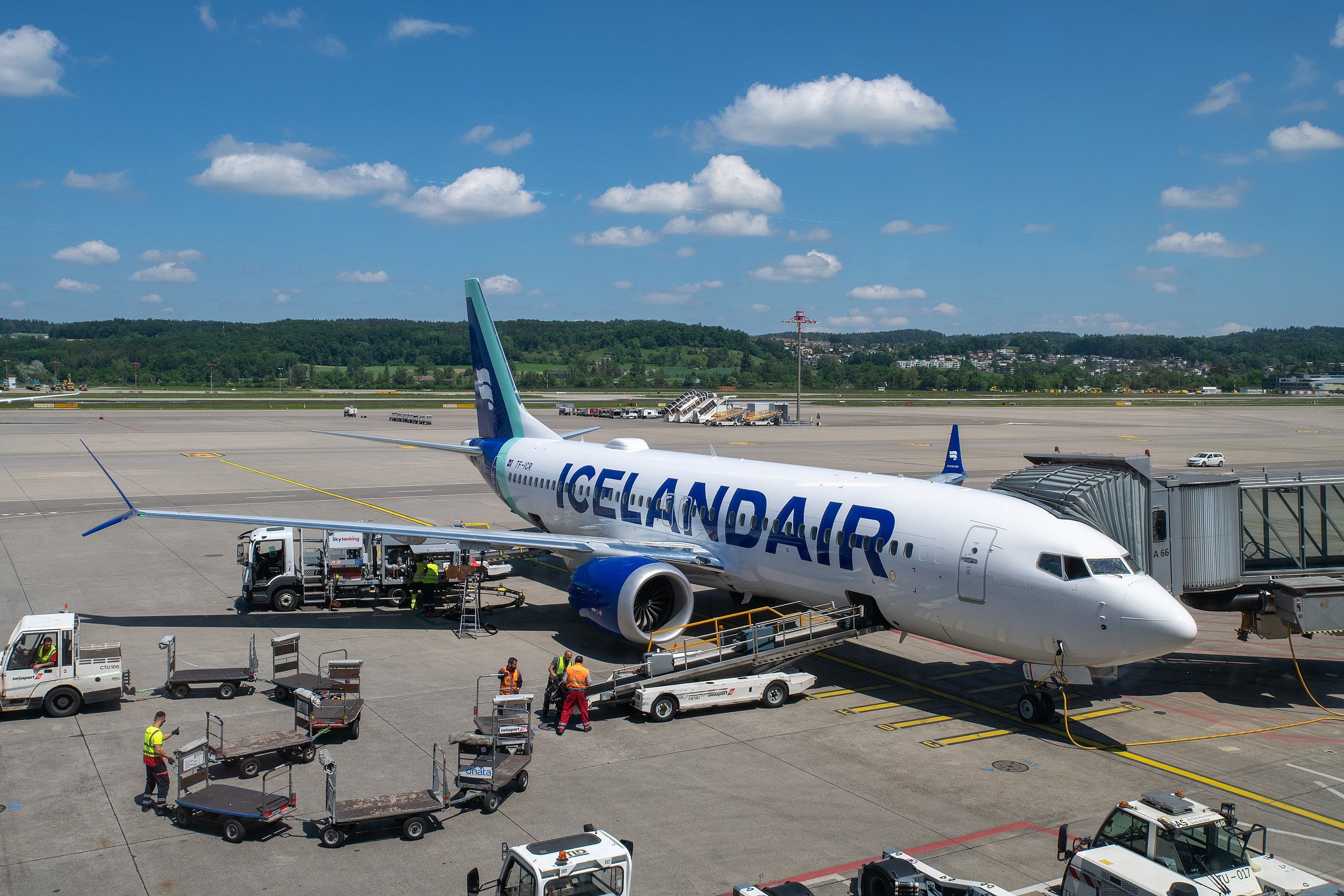 Icelandair 737 MAX 8
