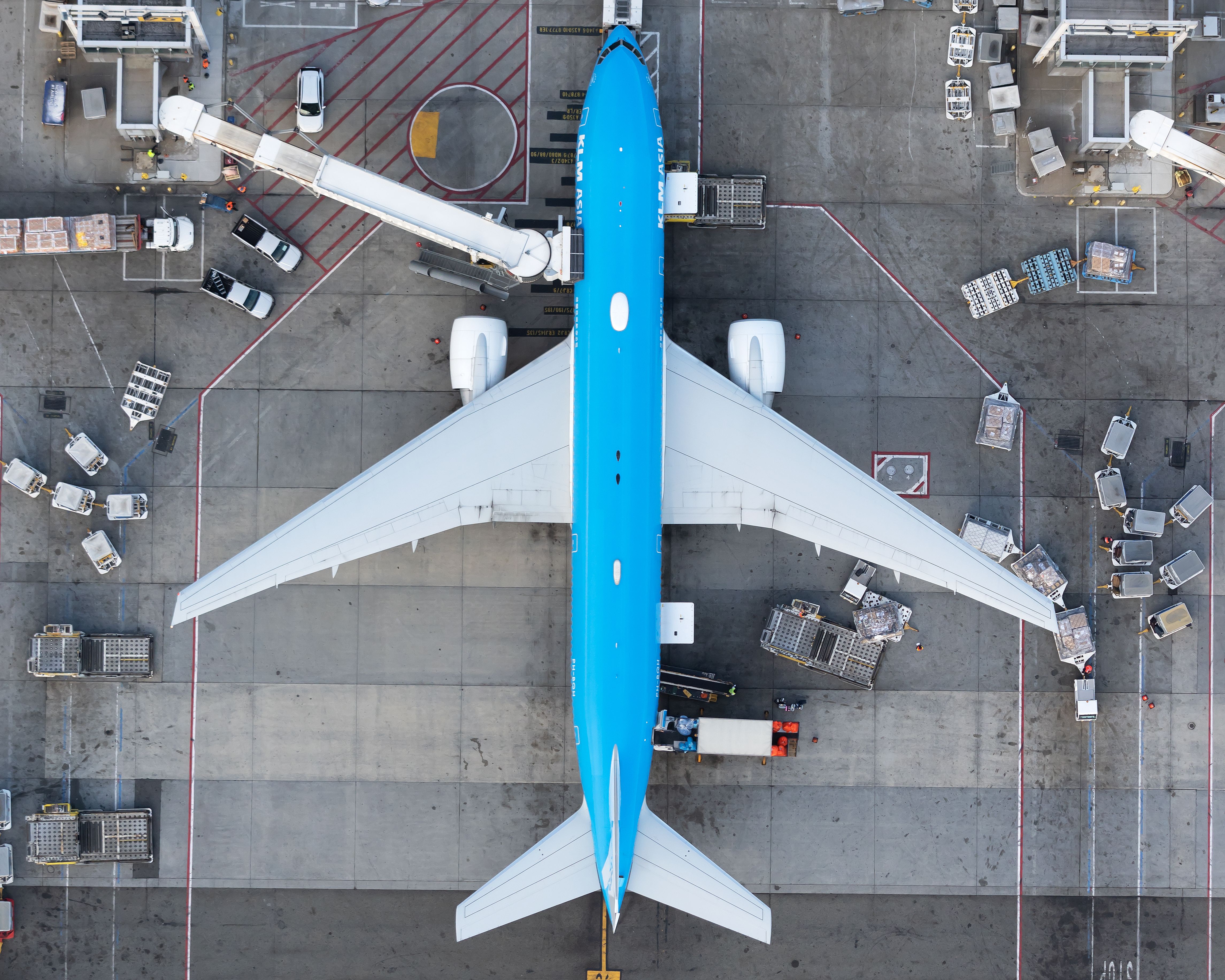 KLM Boeing 777-200(ER) (4)