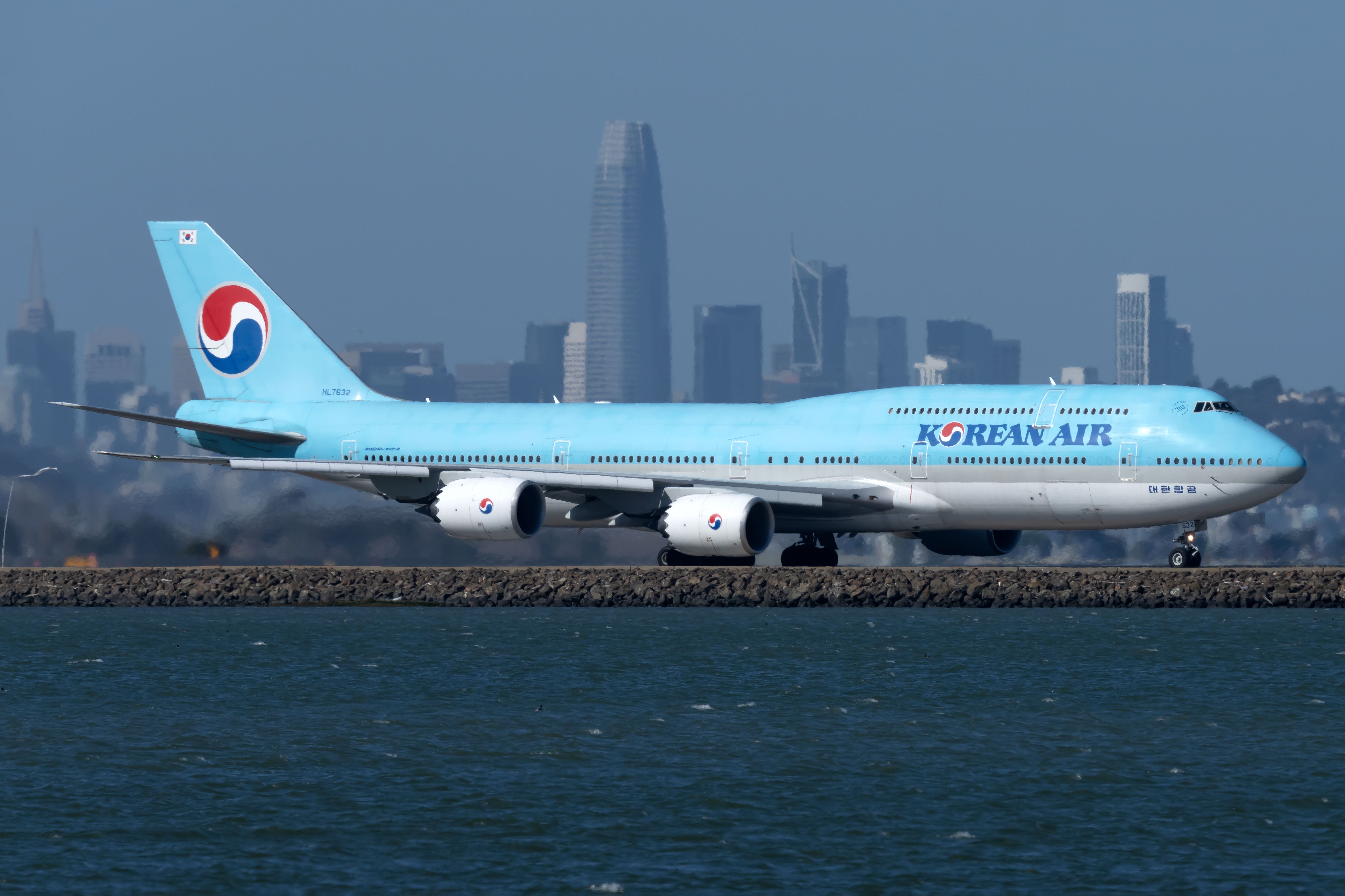 Korean Air Boeing 747-8