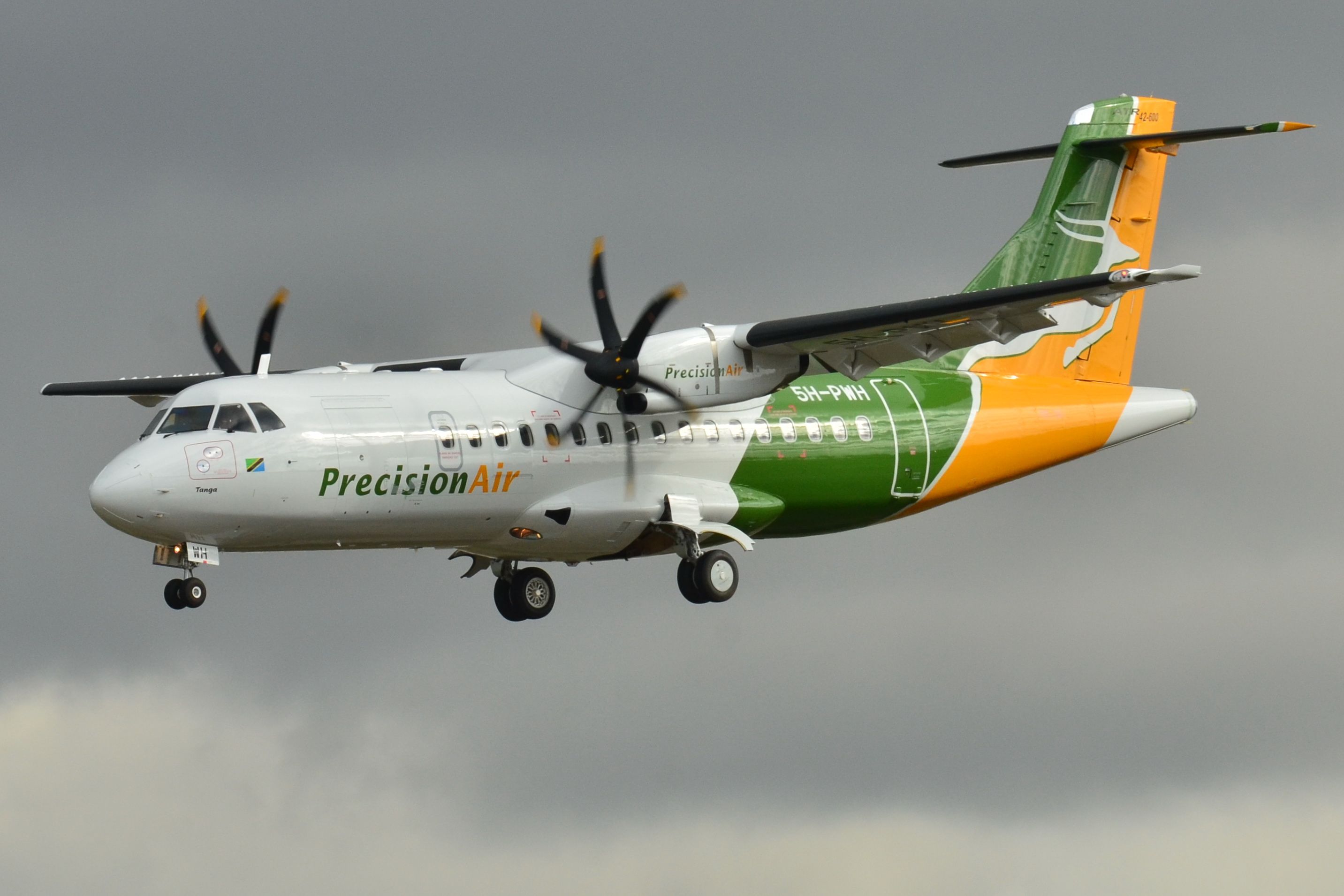 Precision Air ATR 42-500
