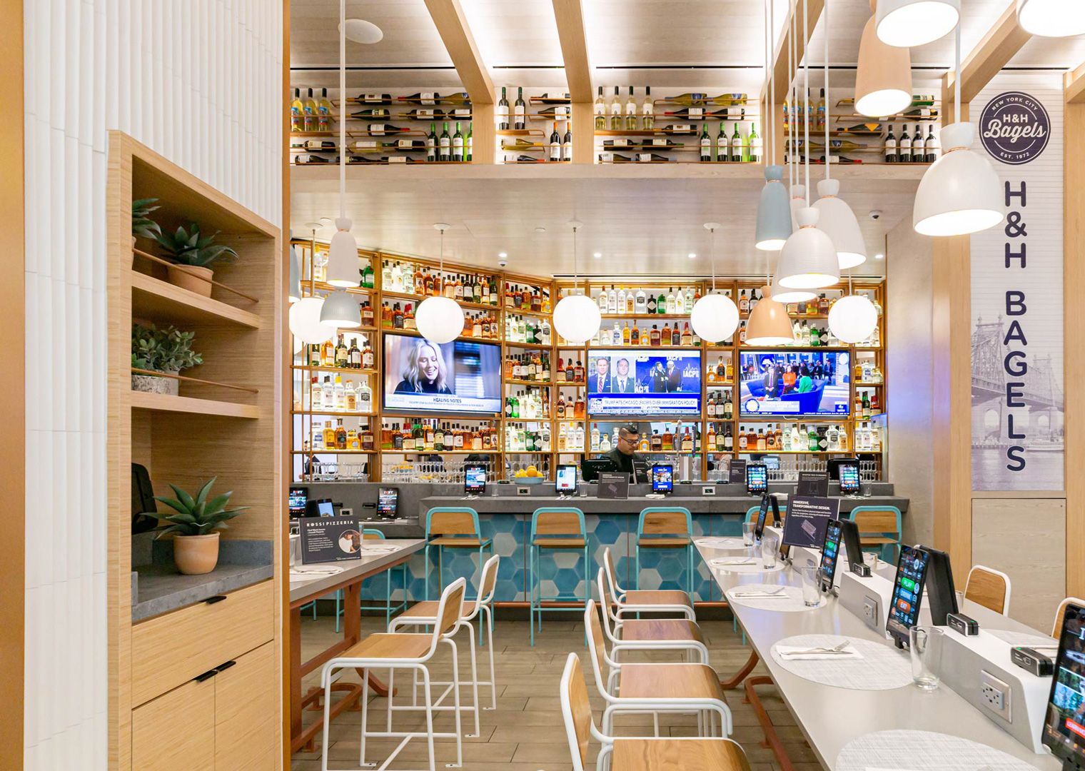 Cheers The Cheapest & Most Expensive US Airports For Beer