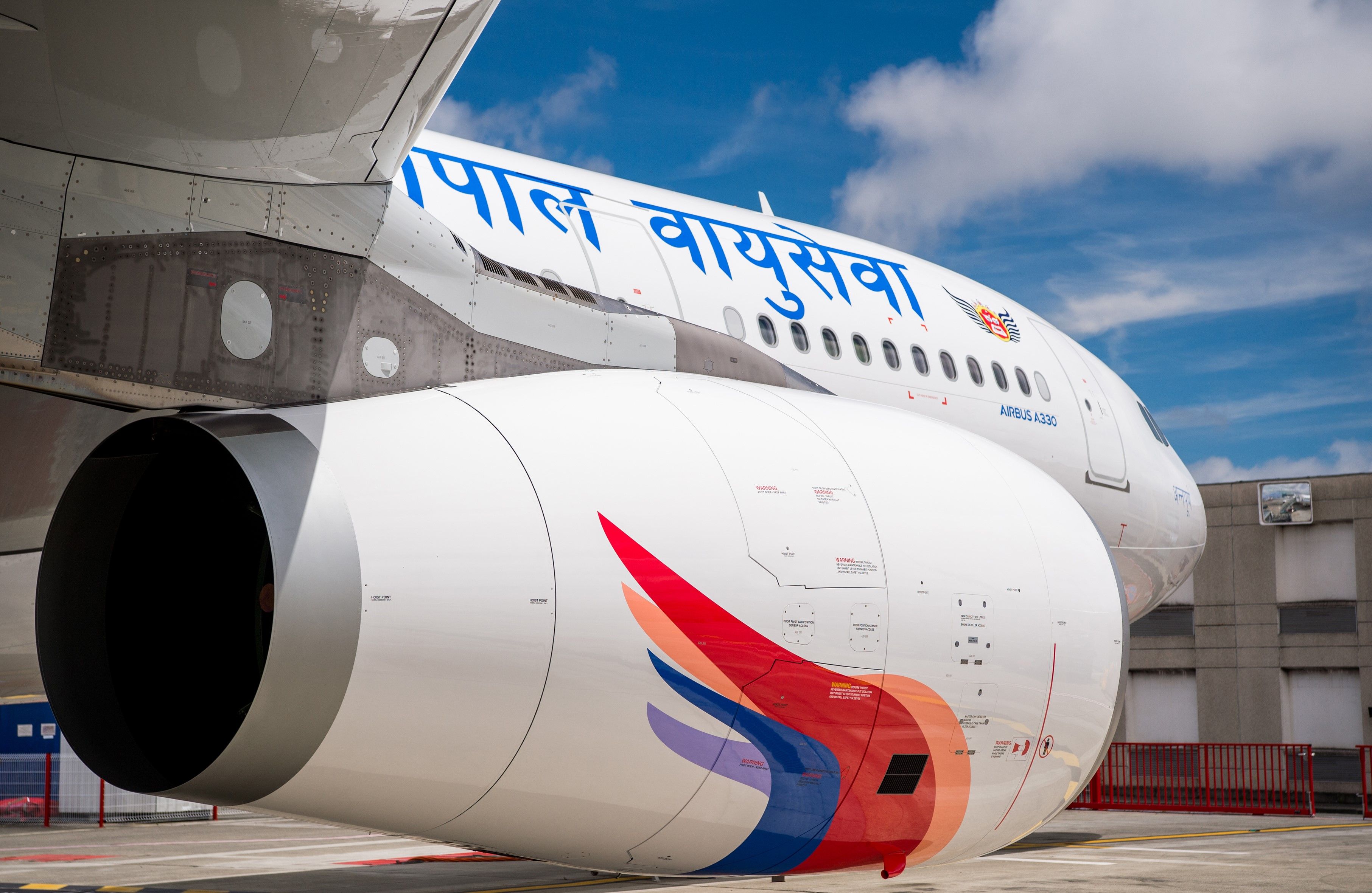 ¿Qué tipos de aviones vuela Nepal Airlines?