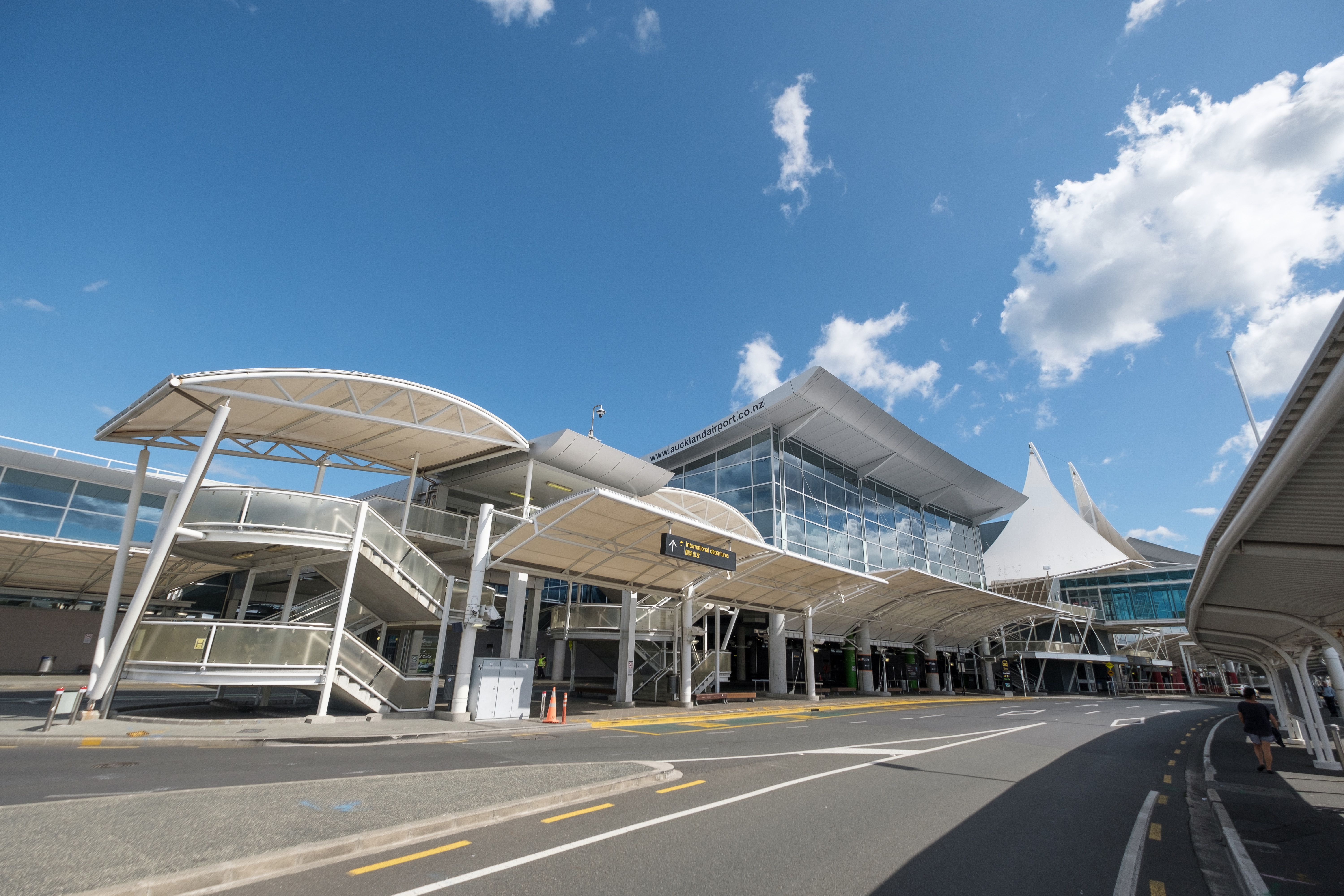 Auckland Airport is the largest airport in the country with the largest baggage screening